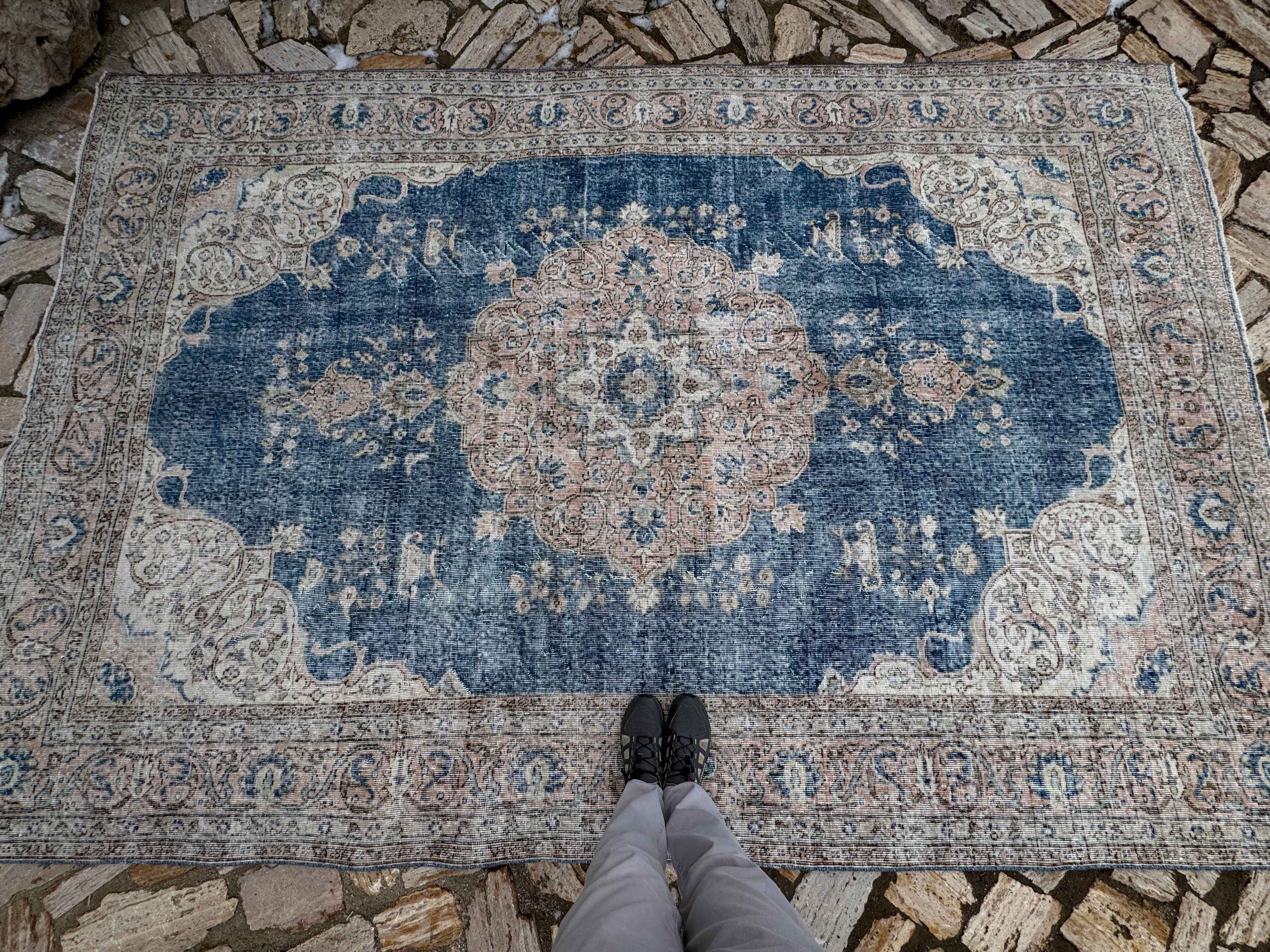 Sterling 7'6" x 11'2"