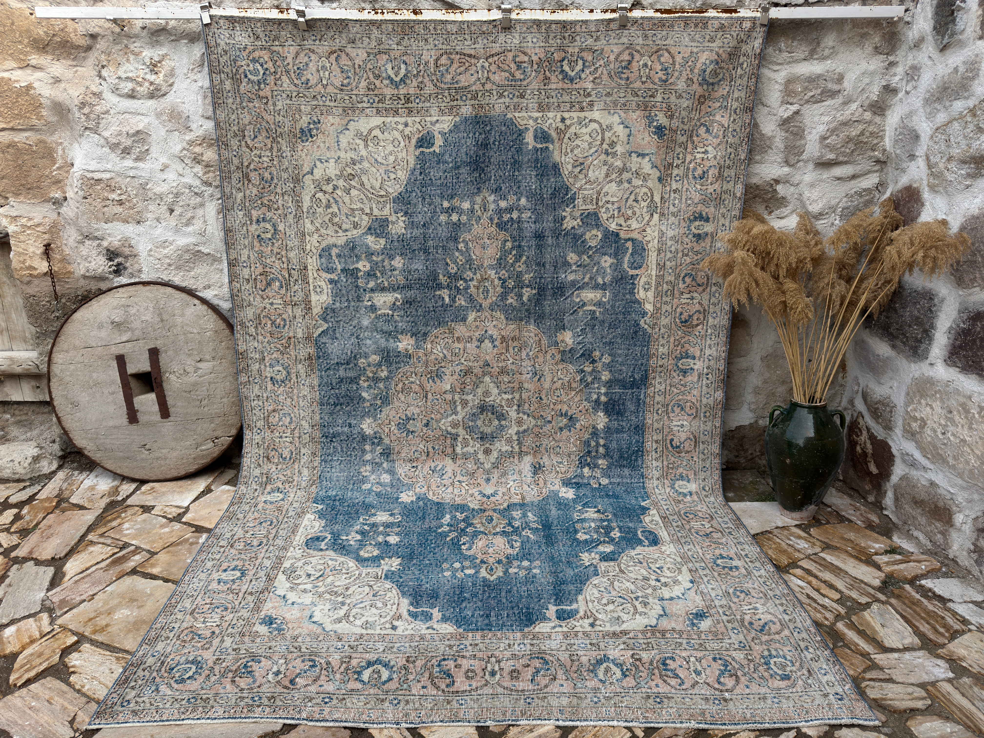 Sterling 7'6" x 11'2"