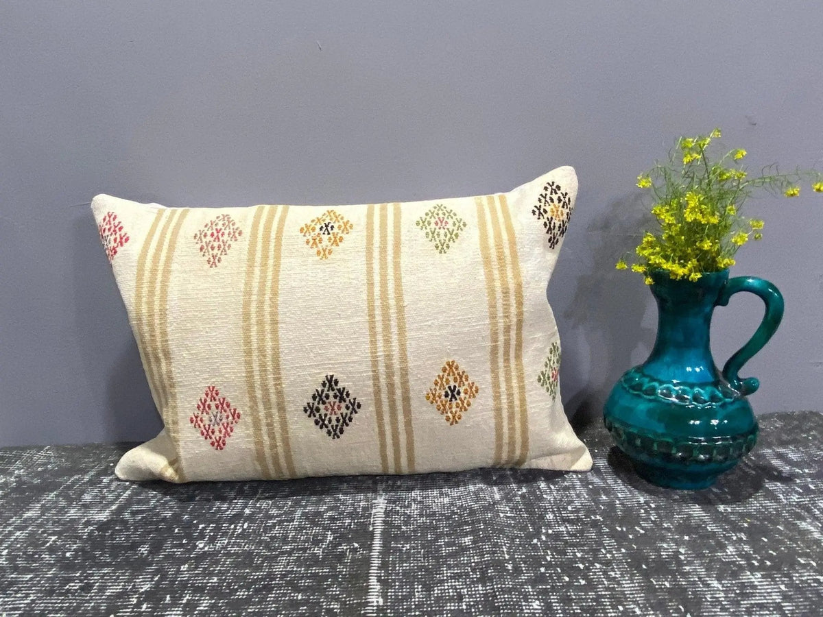 throw pillow, handmade in Turkey – 00092.