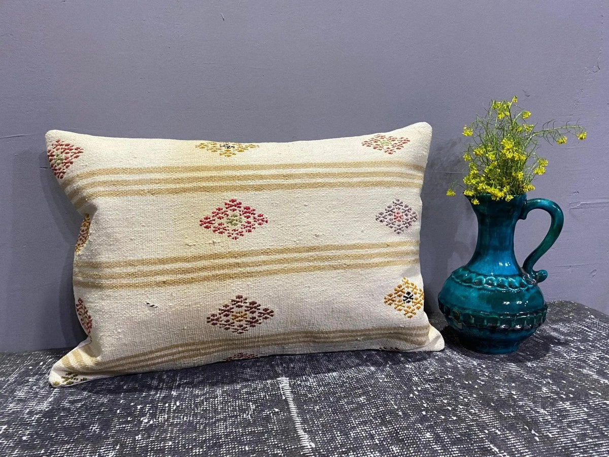 Beige throw pillow with traditional design, handmade in Turkey – 00096.
