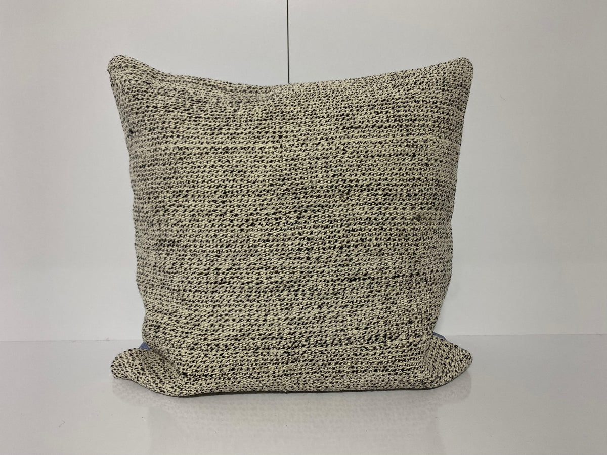 White throw pillow with traditional design, handmade in Turkey – KK00200.