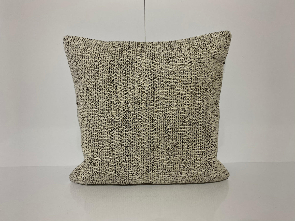 White throw pillow with traditional design, handmade in Turkey – KK00225.