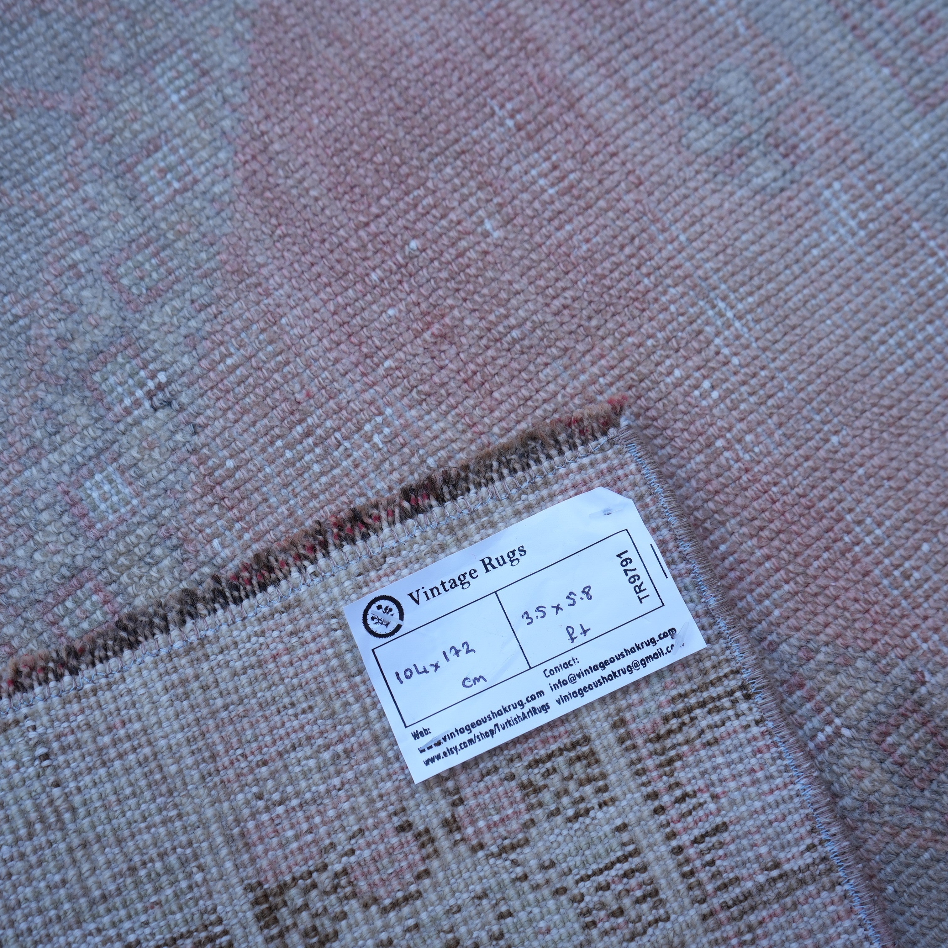 Tricia - Vintage Neutral Rug
