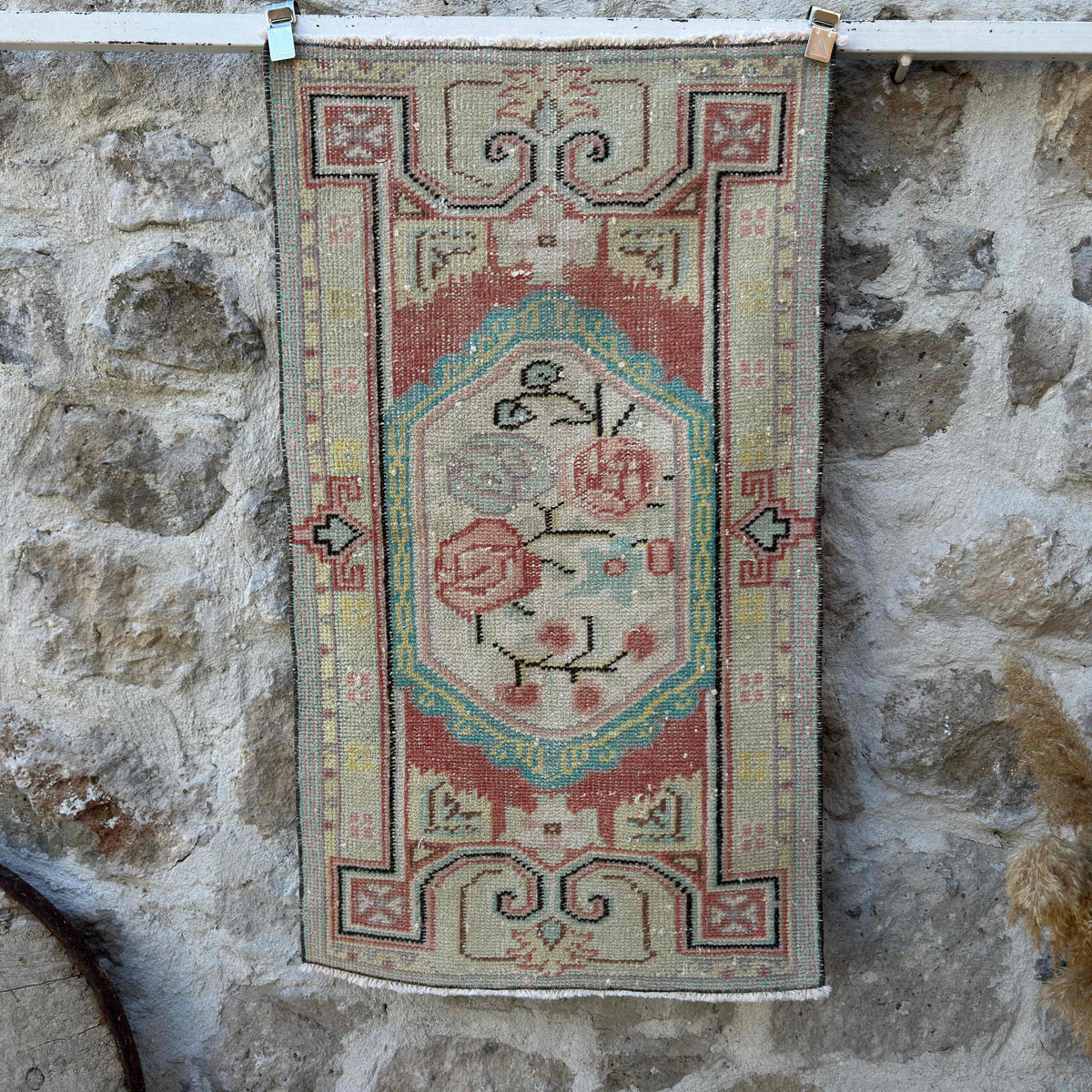 Red 2' x 4' turkish rug with traditional design, handmade in Turkey – Barker.