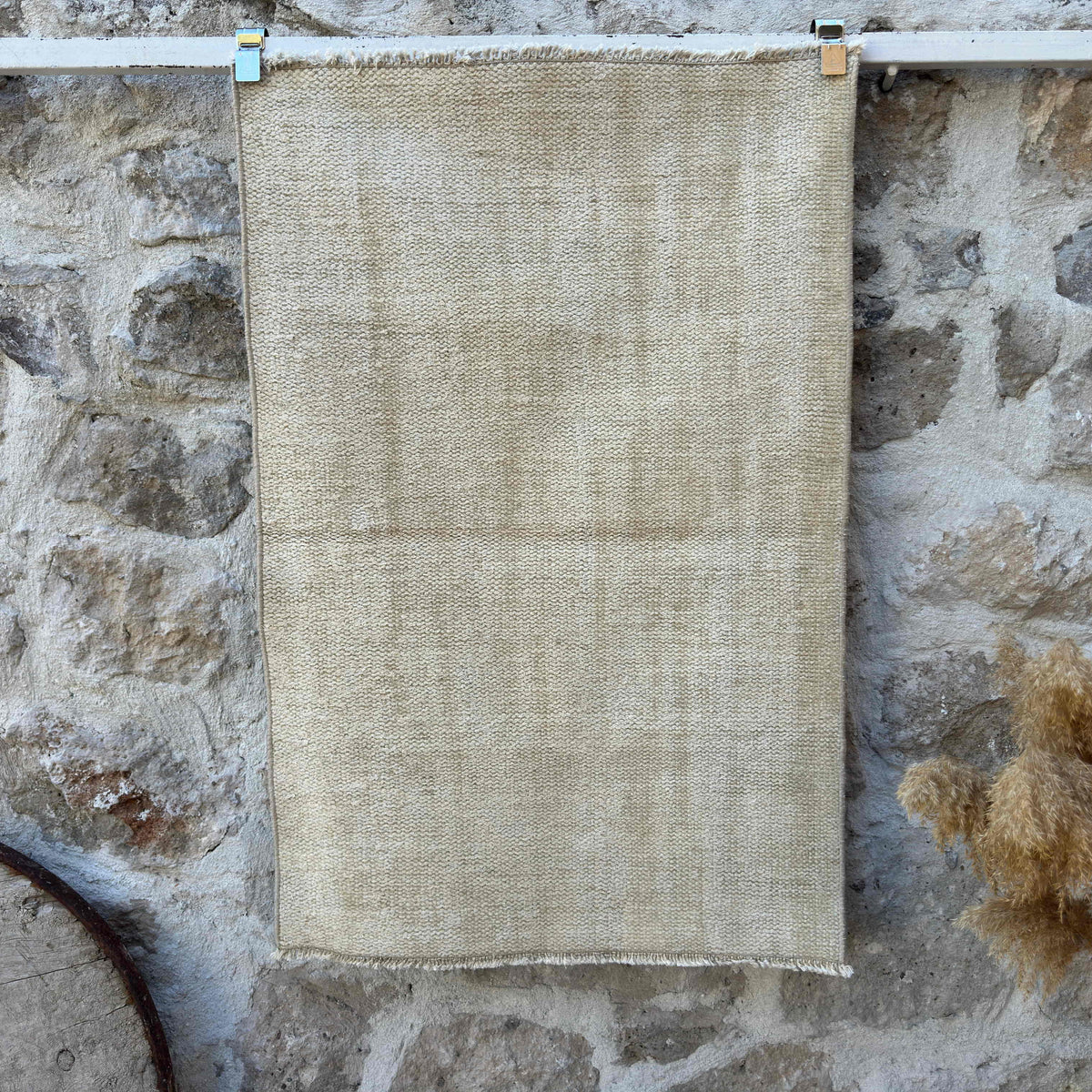 Beige 3' x 4' turkish rug with neutral design, handmade in Turkey – Bobby.