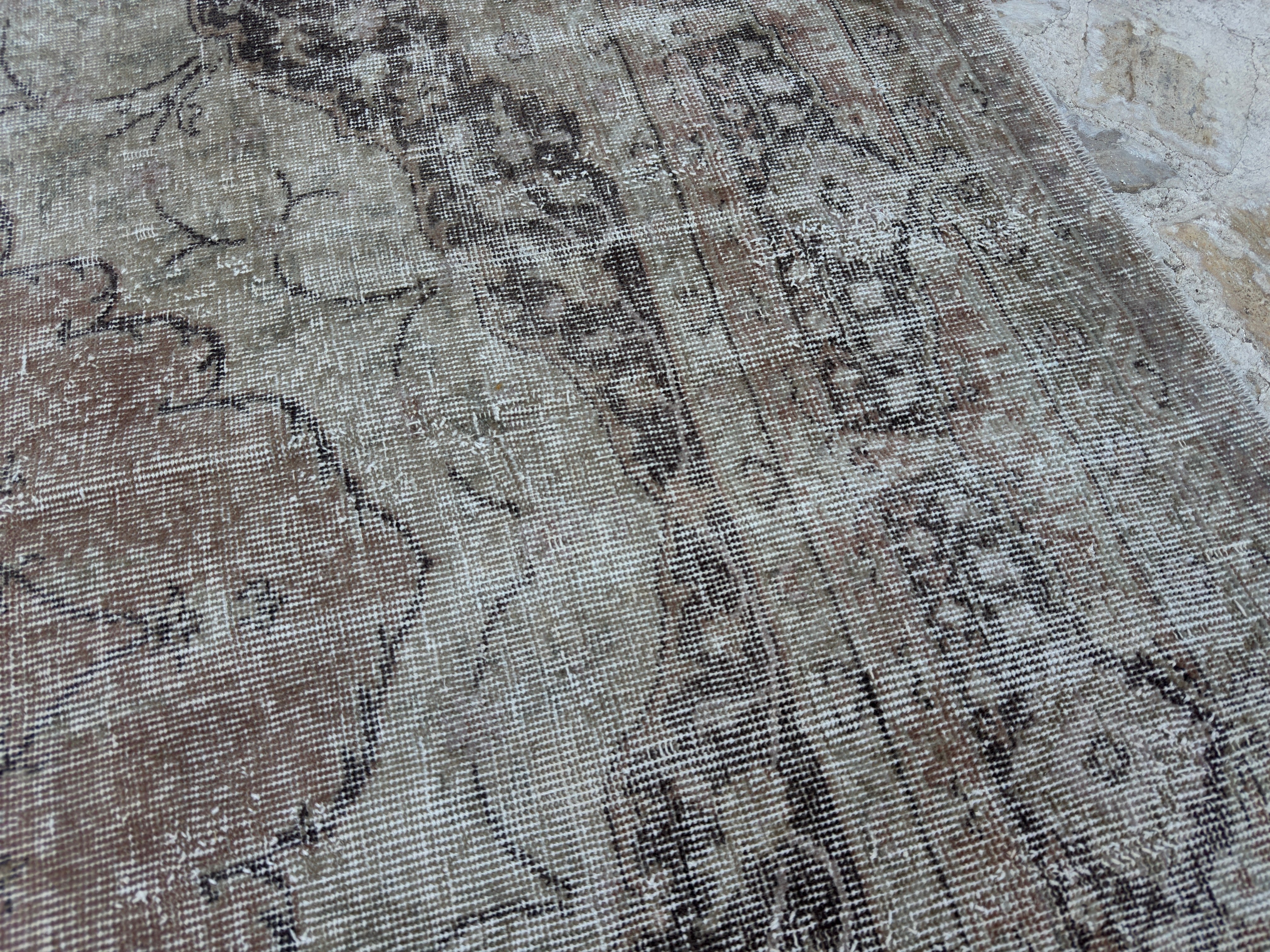 Ursula 8’ x 11’6”