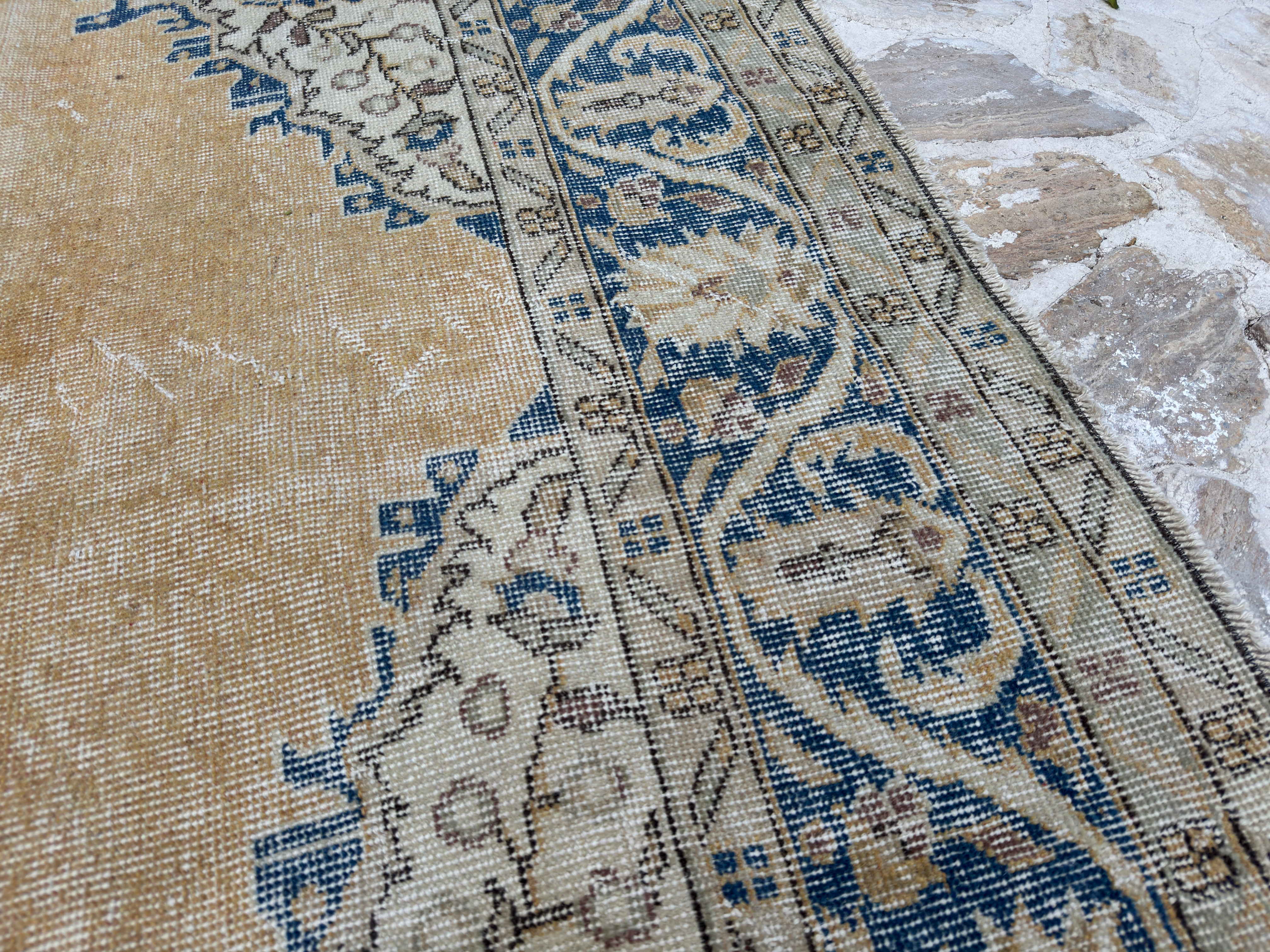 Verla 7’ x 10’10”