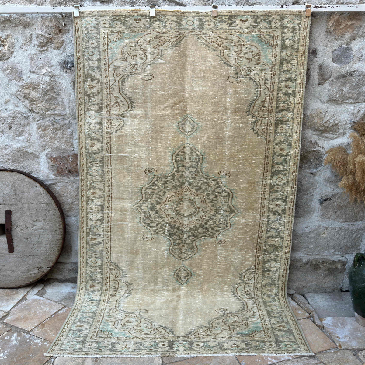 Beige 5' x 8' vintage distressed rug with medallion design, handmade in Turkey – Marge.