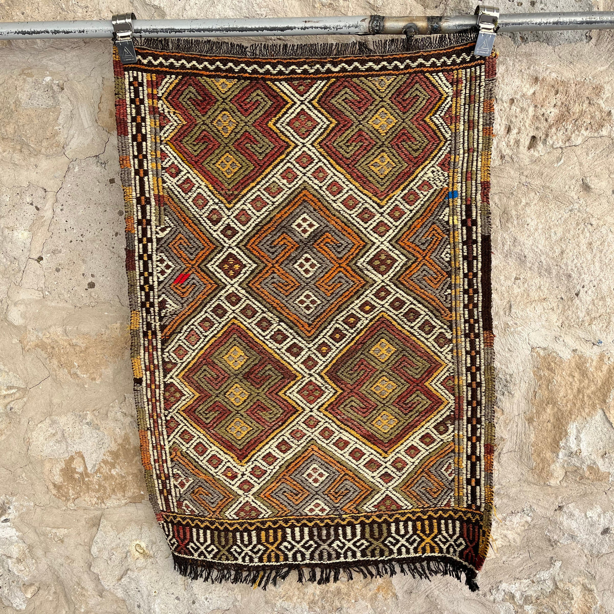 Beige 2' x 3' vintage kilim rug with traditional design, handmade in Turkey – Kirby.