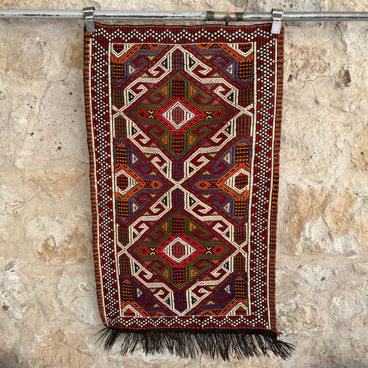Red 2' x 4' vintage kilim rug with traditional design, handmade in Turkey – Lesley.