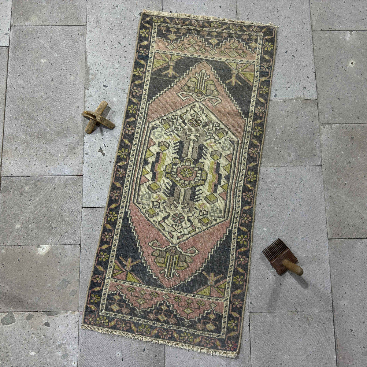 Pink 2' x 4' vintage mini runner with traditional design, handmade in Turkey – Zondra.