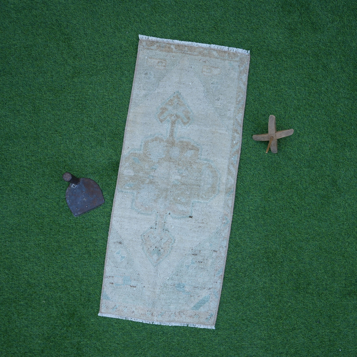 Beige 1' x 3' vintage turkish rug with neutral design, handmade in Turkey – Raiden.