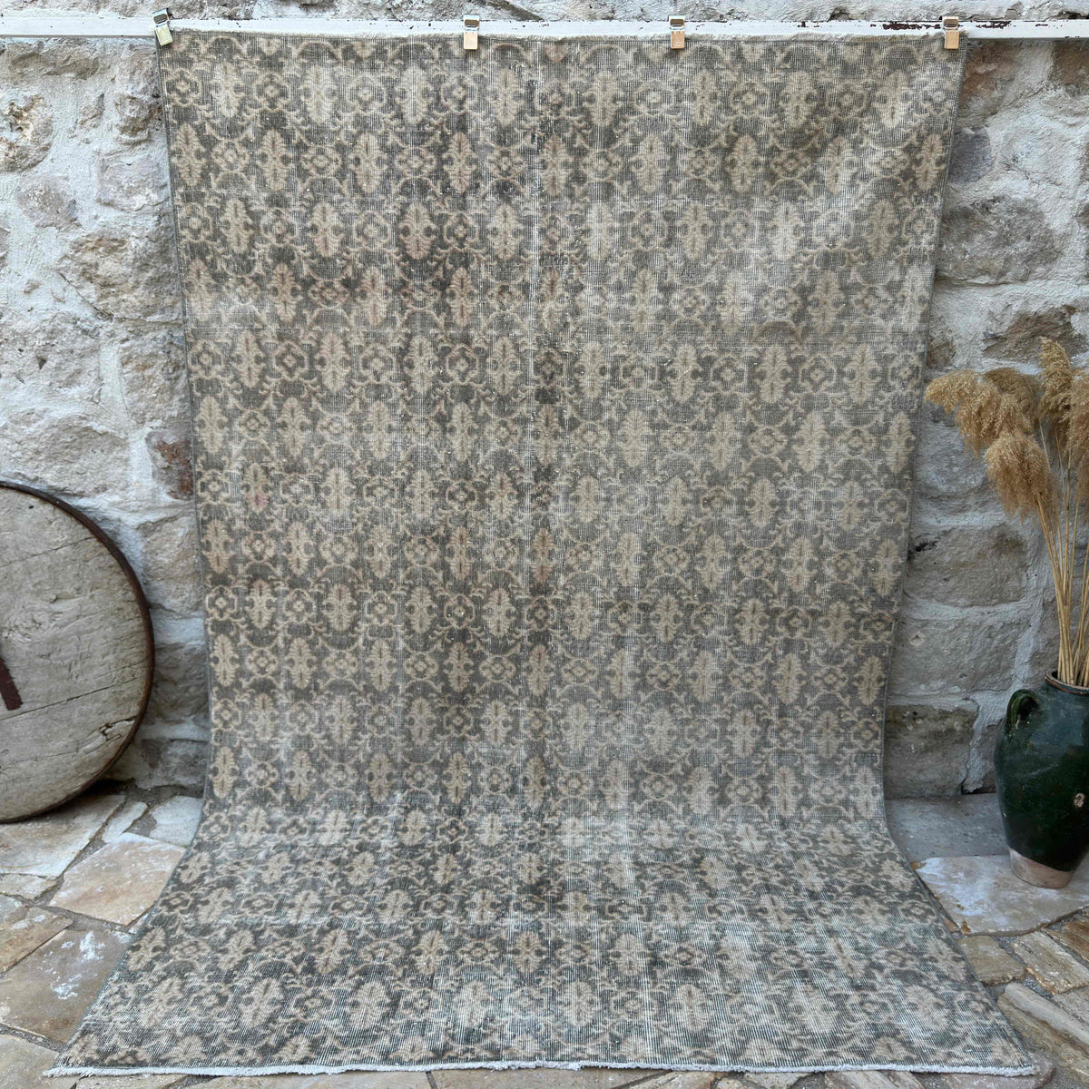 Gray 7' x 10' vintage turkish rug with traditional design, handmade in Turkey – Tyler.