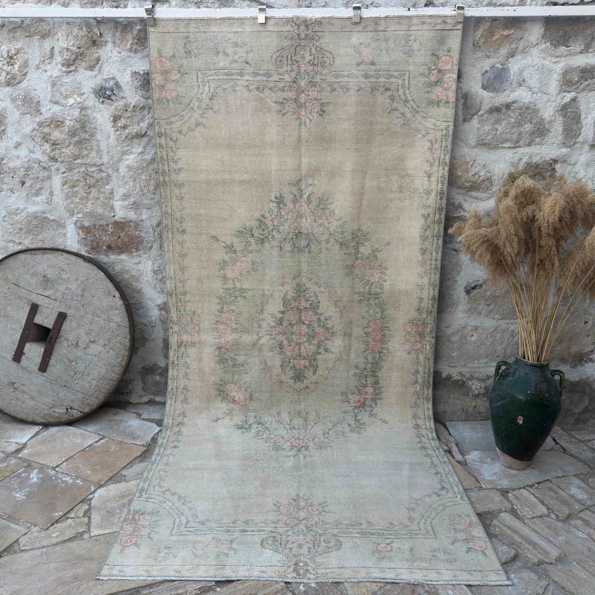 Beige 5' x 10' vintage turkish runner rug with medallion design, handmade in Turkey – Marcos.