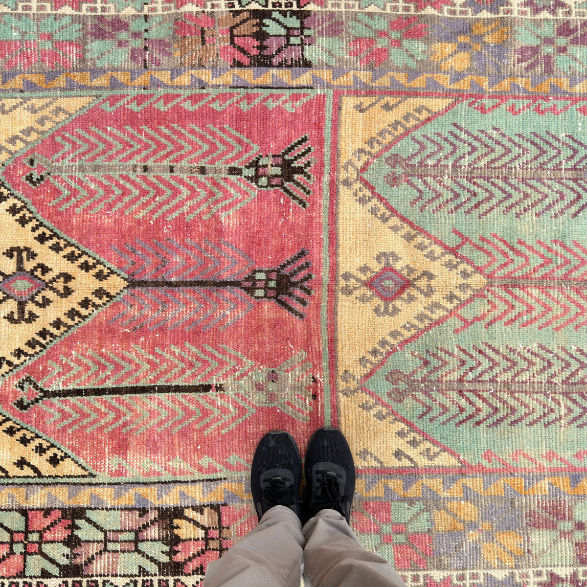1970s green vintage turkish runner rug with geometric design, flatweave construction and low pile.
