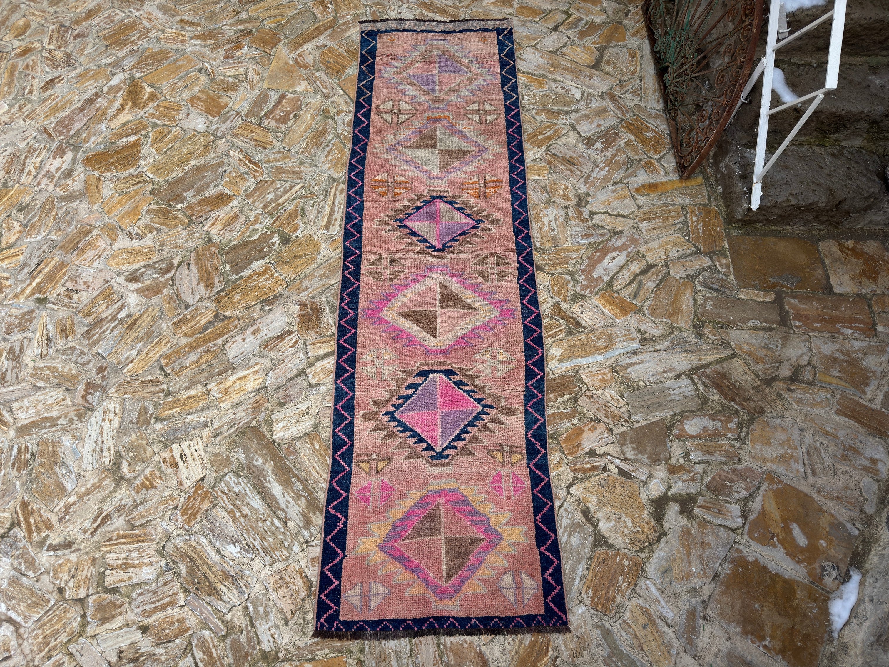 Willard 3'4" x 11'6"