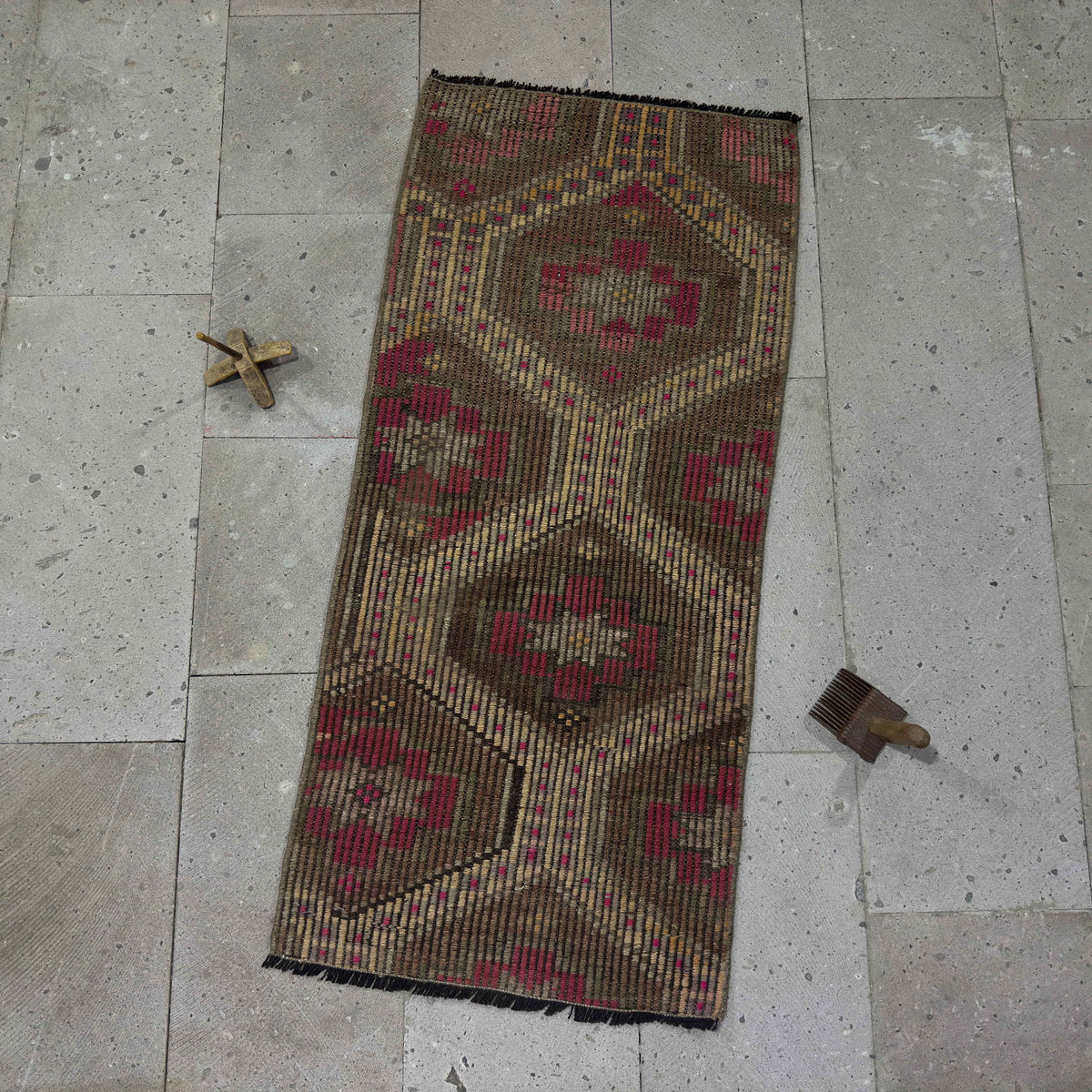 Brown 2' x 4' wool kilim rug with traditional design, handmade in Turkey – Mada.