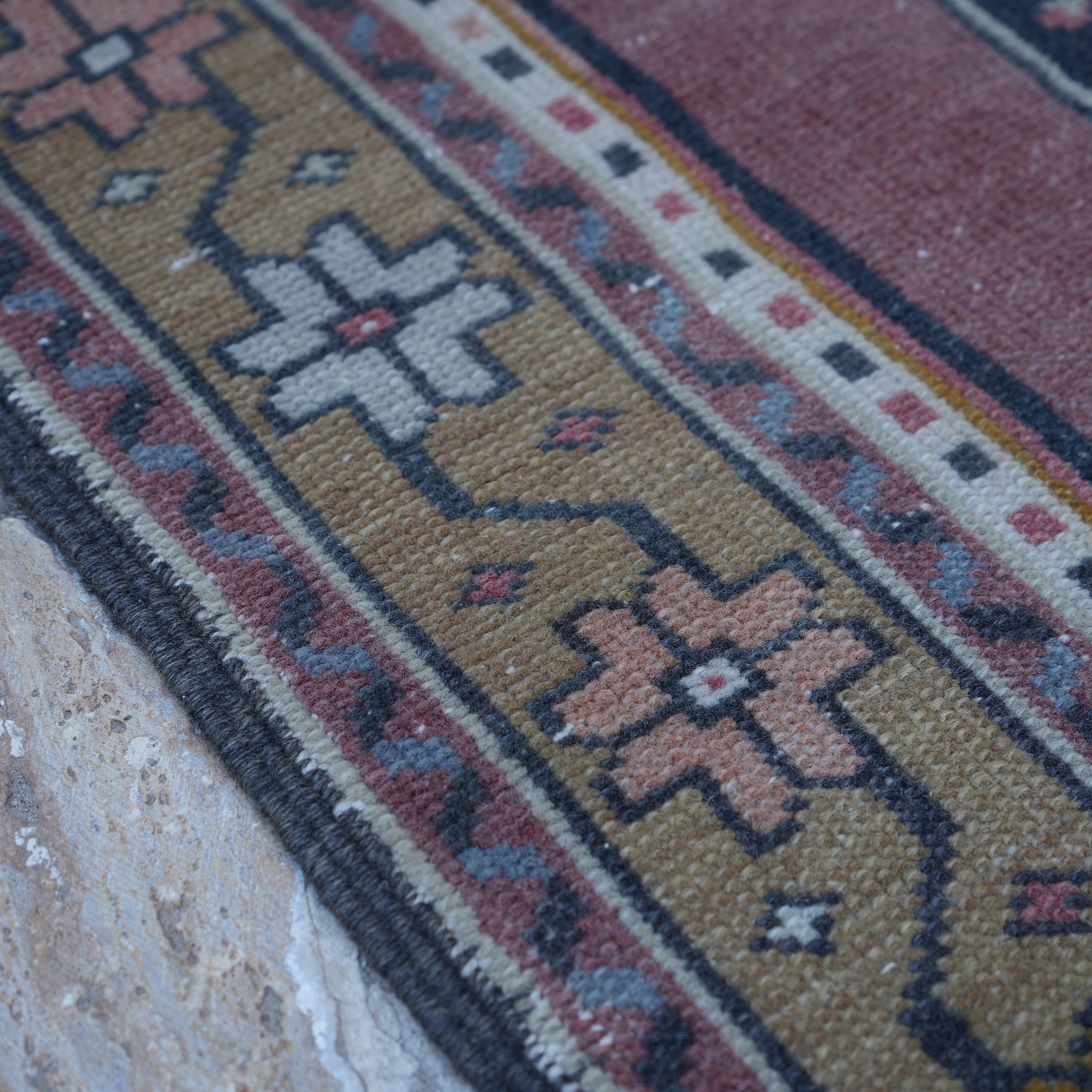 Wylma - Vintage Turkish Rug