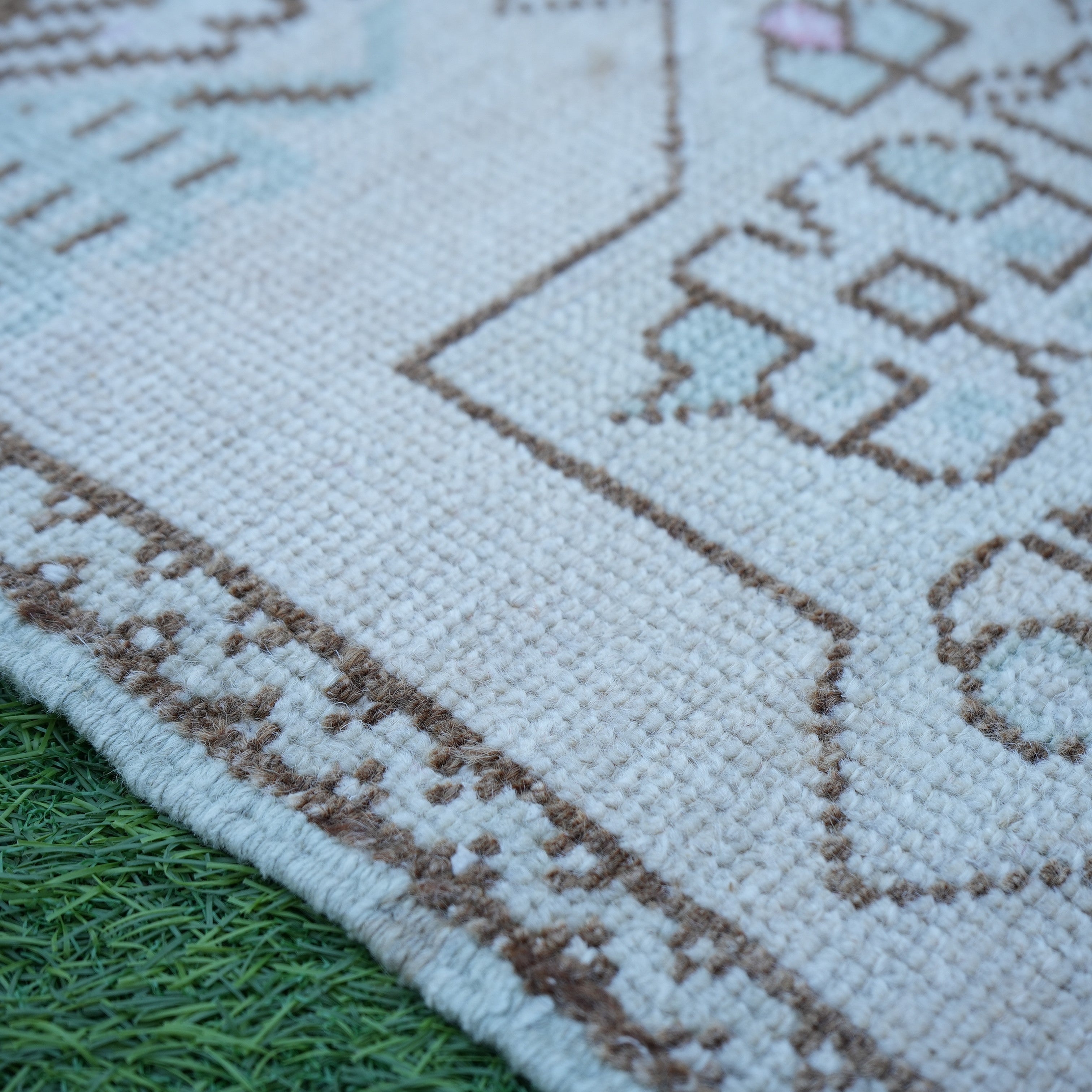 Zarla - Small Vintage Rug