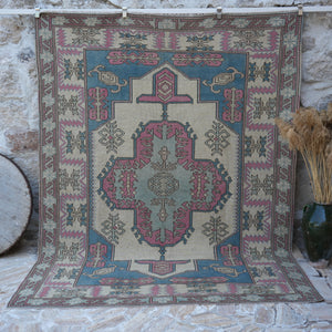 Lona - Wool Vintage Rug