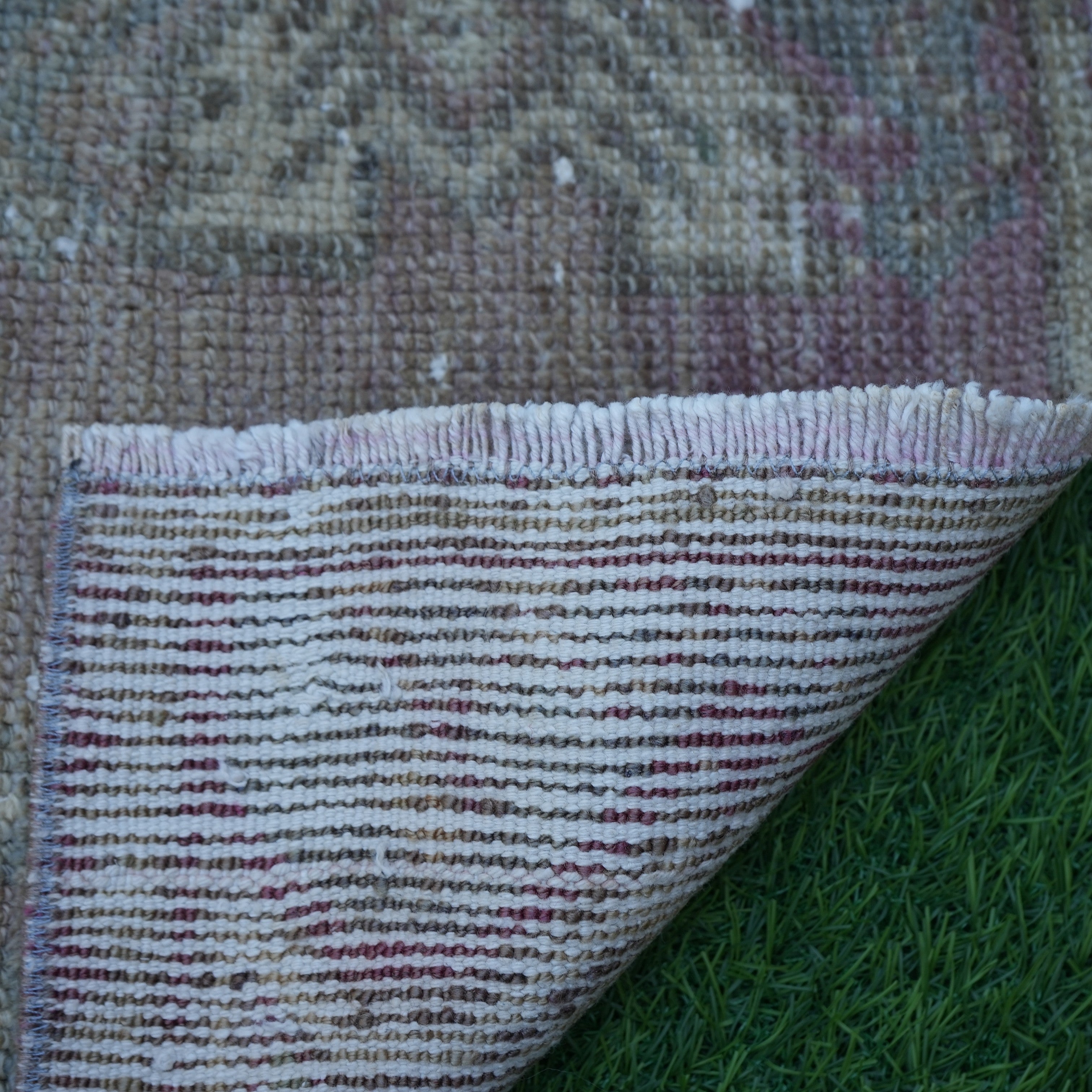 Alec - Vintage Turkish Rug
