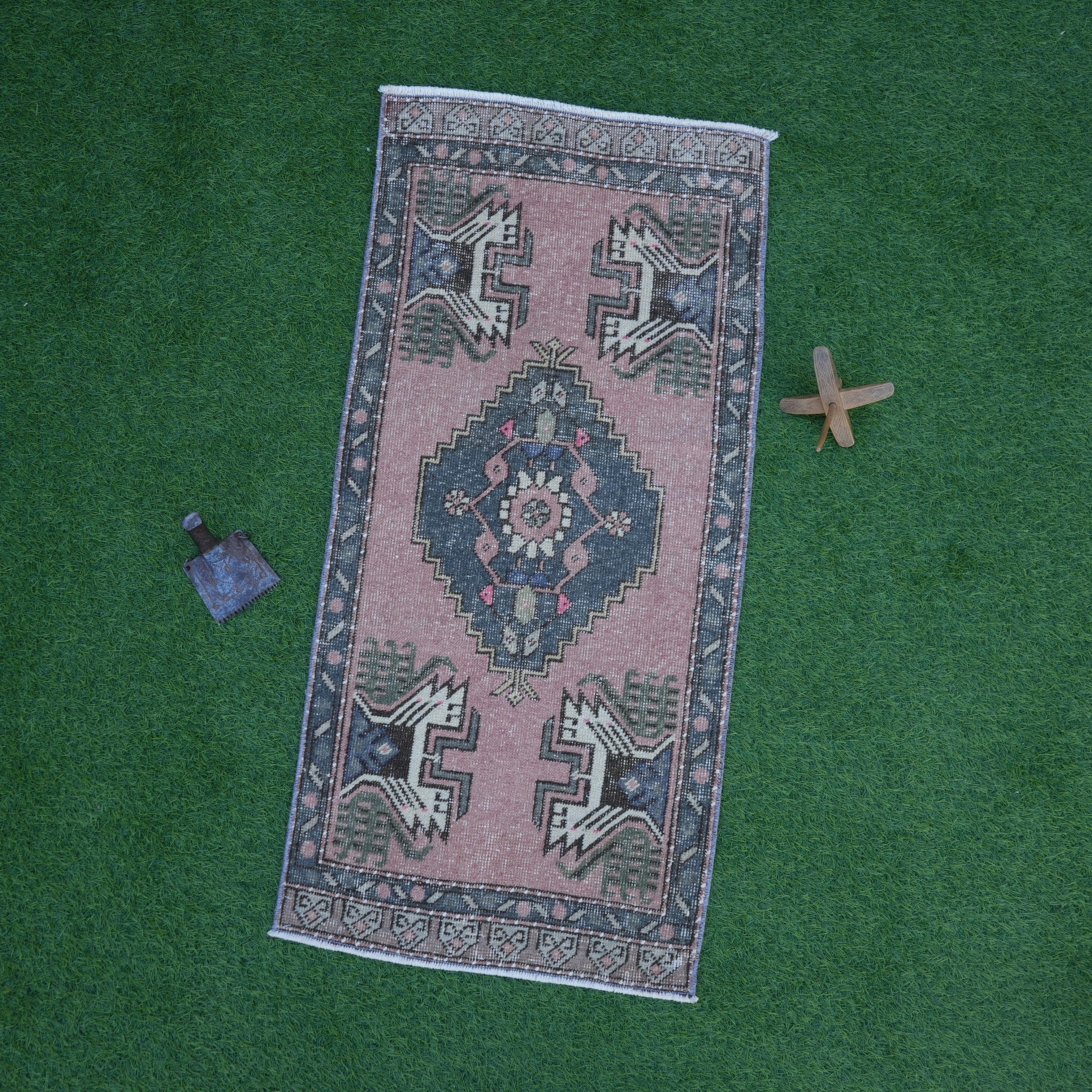 Alfi - Mini Vintage Rug