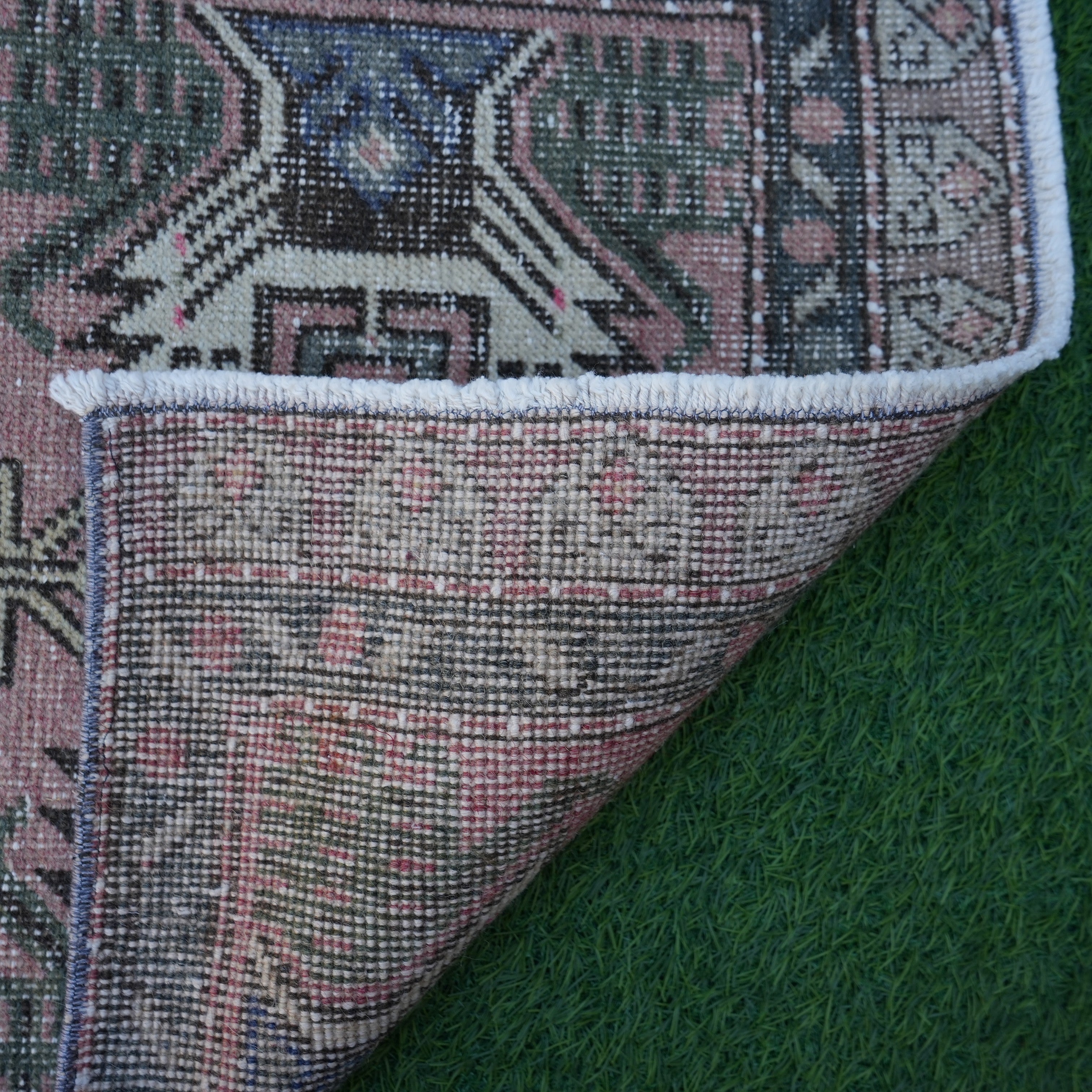 Alfi - Mini Vintage Rug