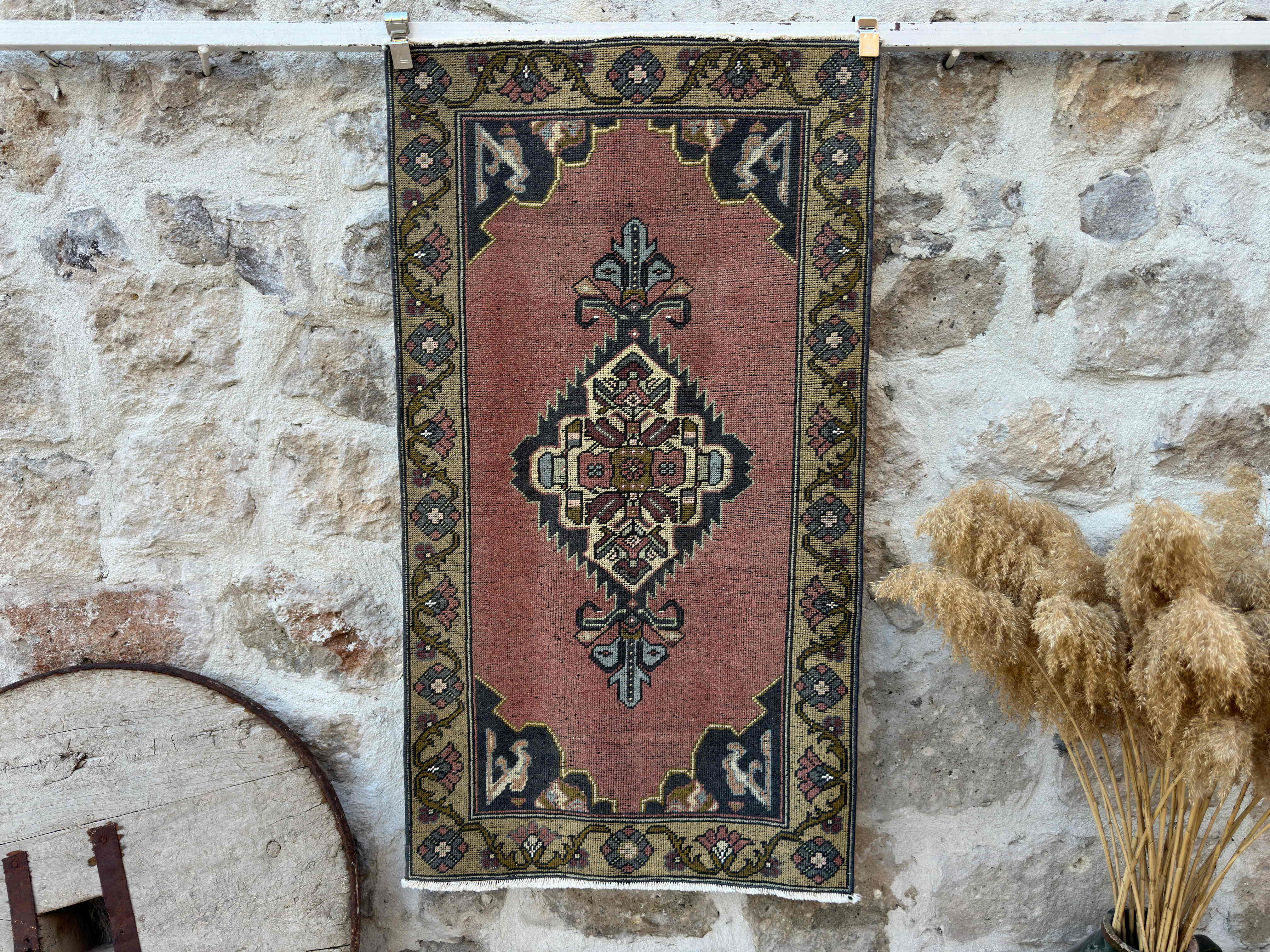 45.5×115 "Alice” ViNTAGE TURKiSH RUG 2' x 5' Vintage Turkish Rug, Red - Alice – Kirmen™