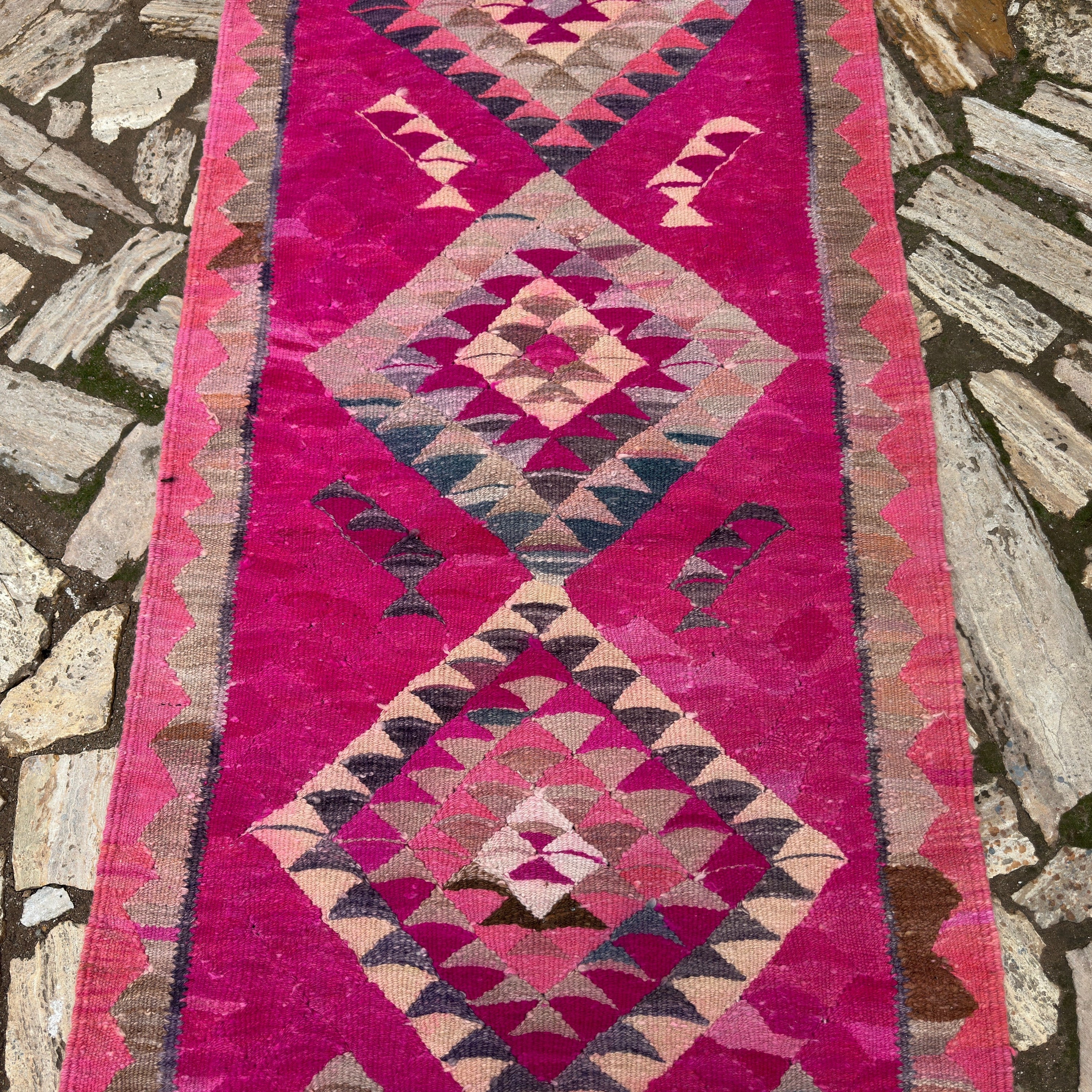 Allen 3'3'' x 11'7''