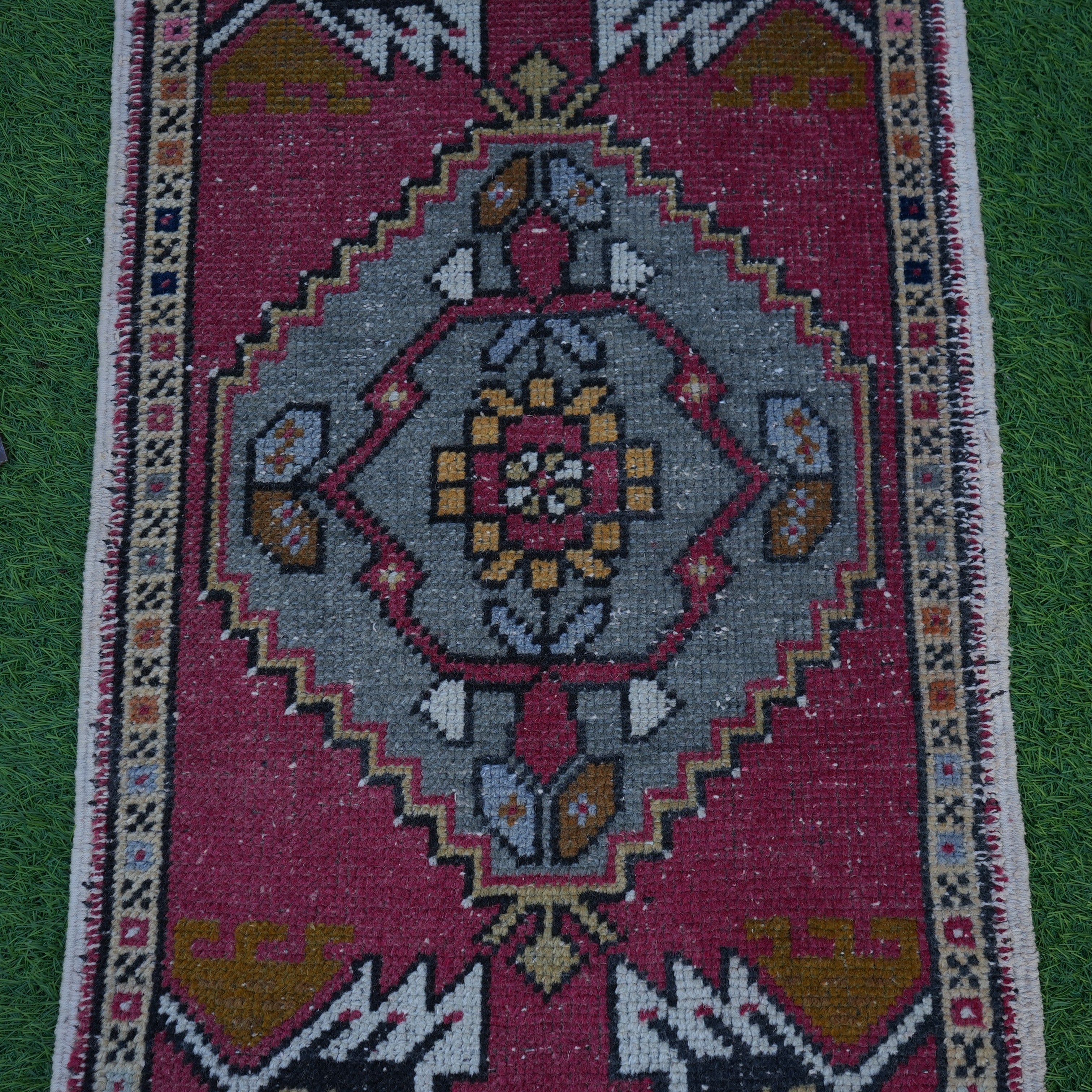 Aqsa - Vintage Turkish Rug