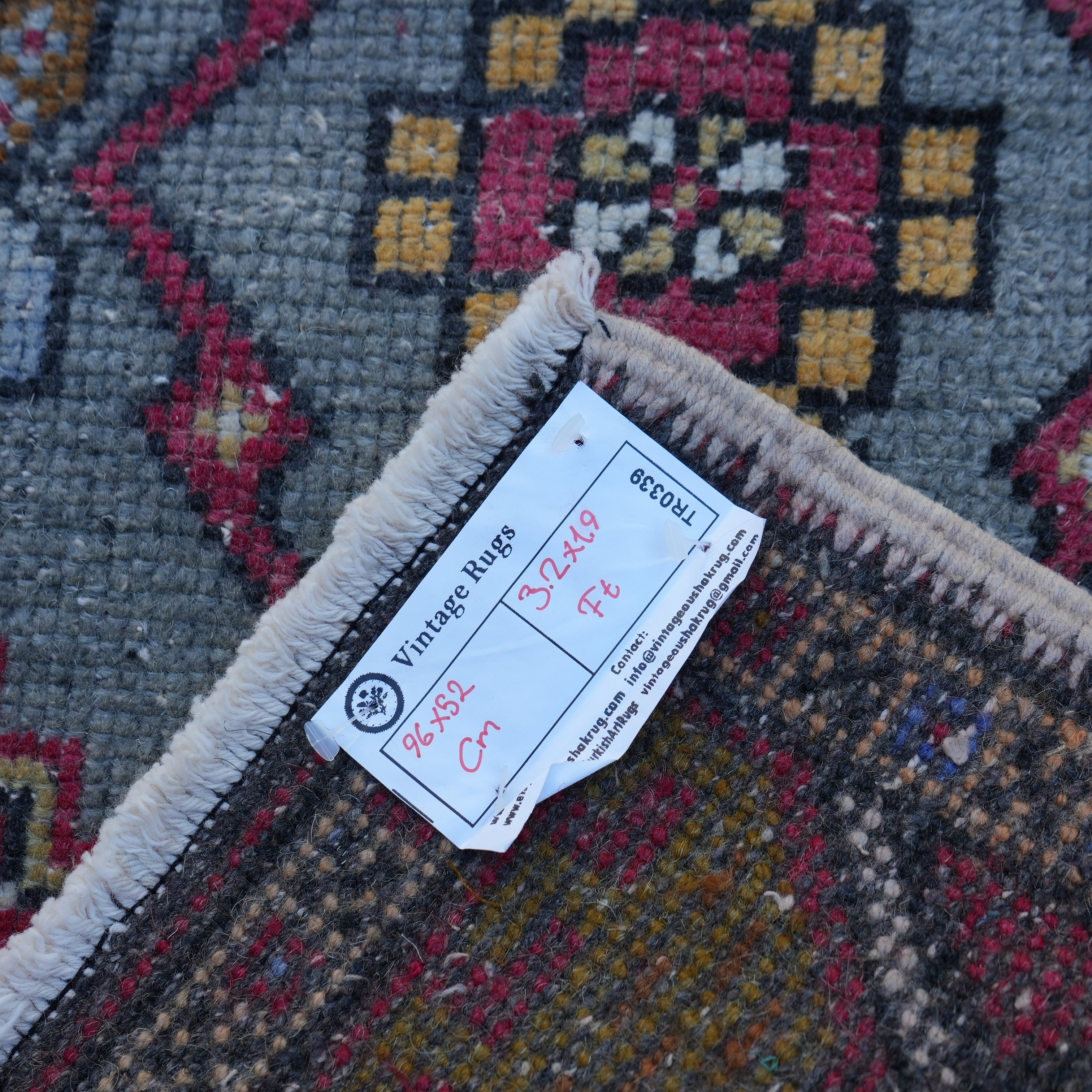Aqsa - Vintage Turkish Rug
