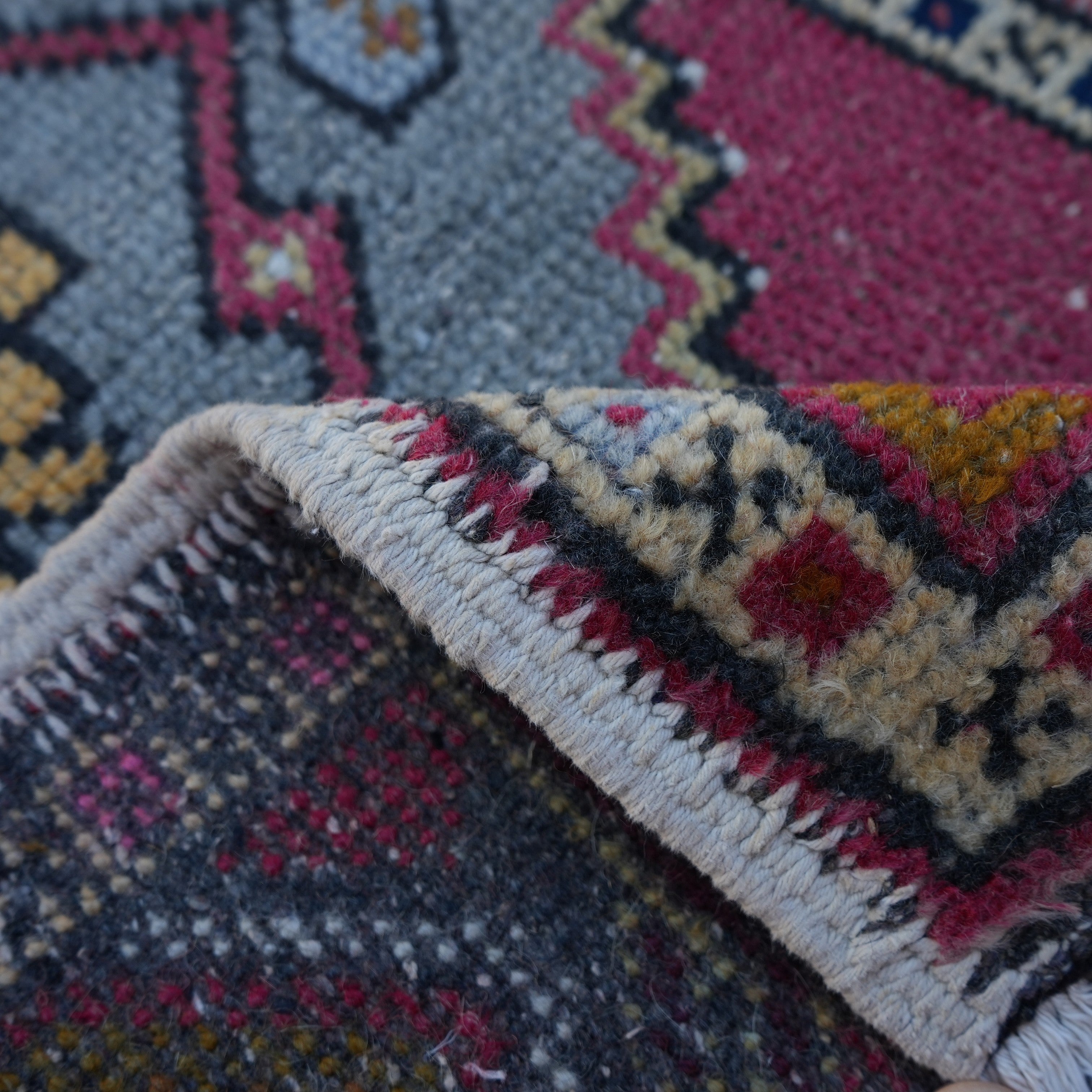Aqsa - Vintage Turkish Rug