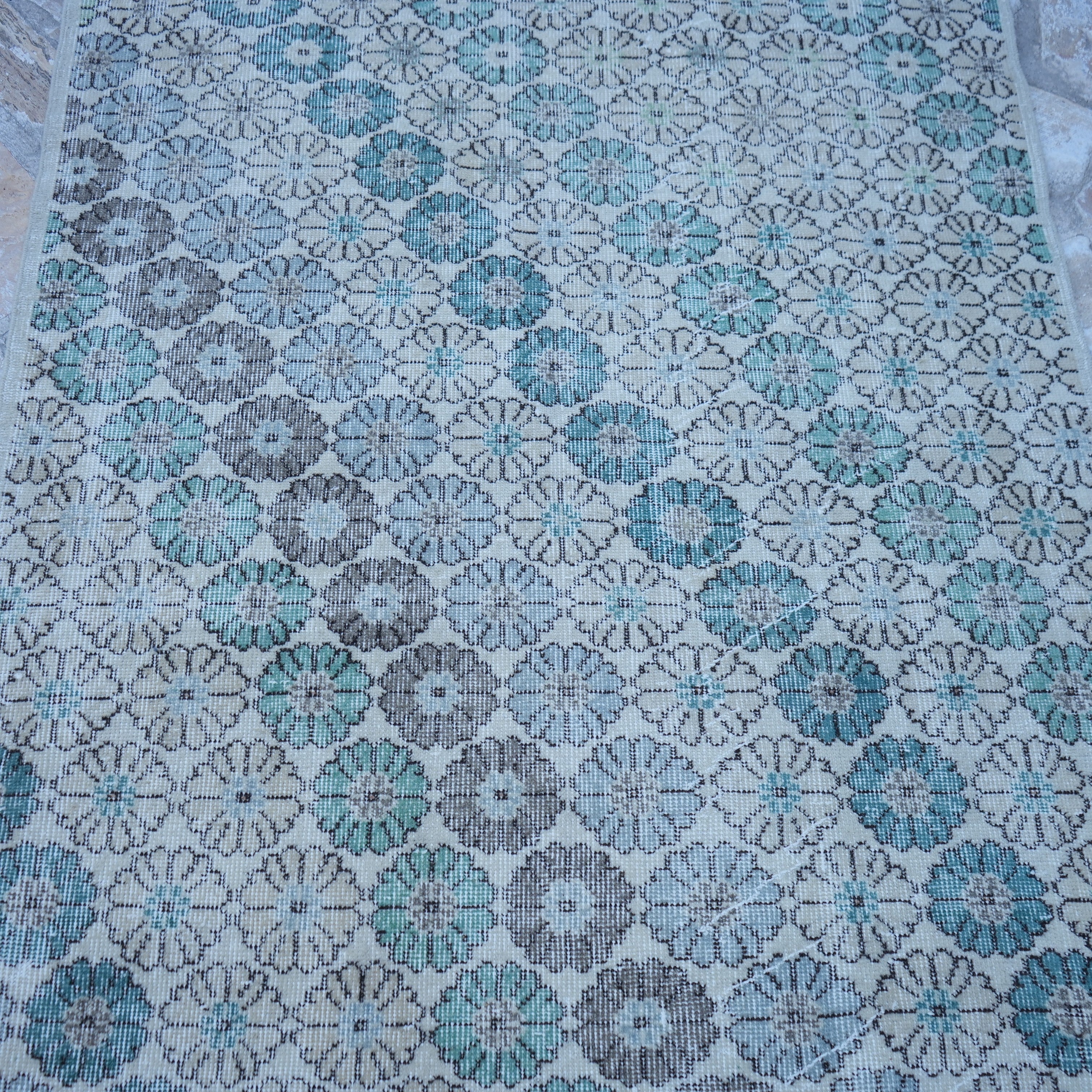 Arda - Floral Vintage Rug
