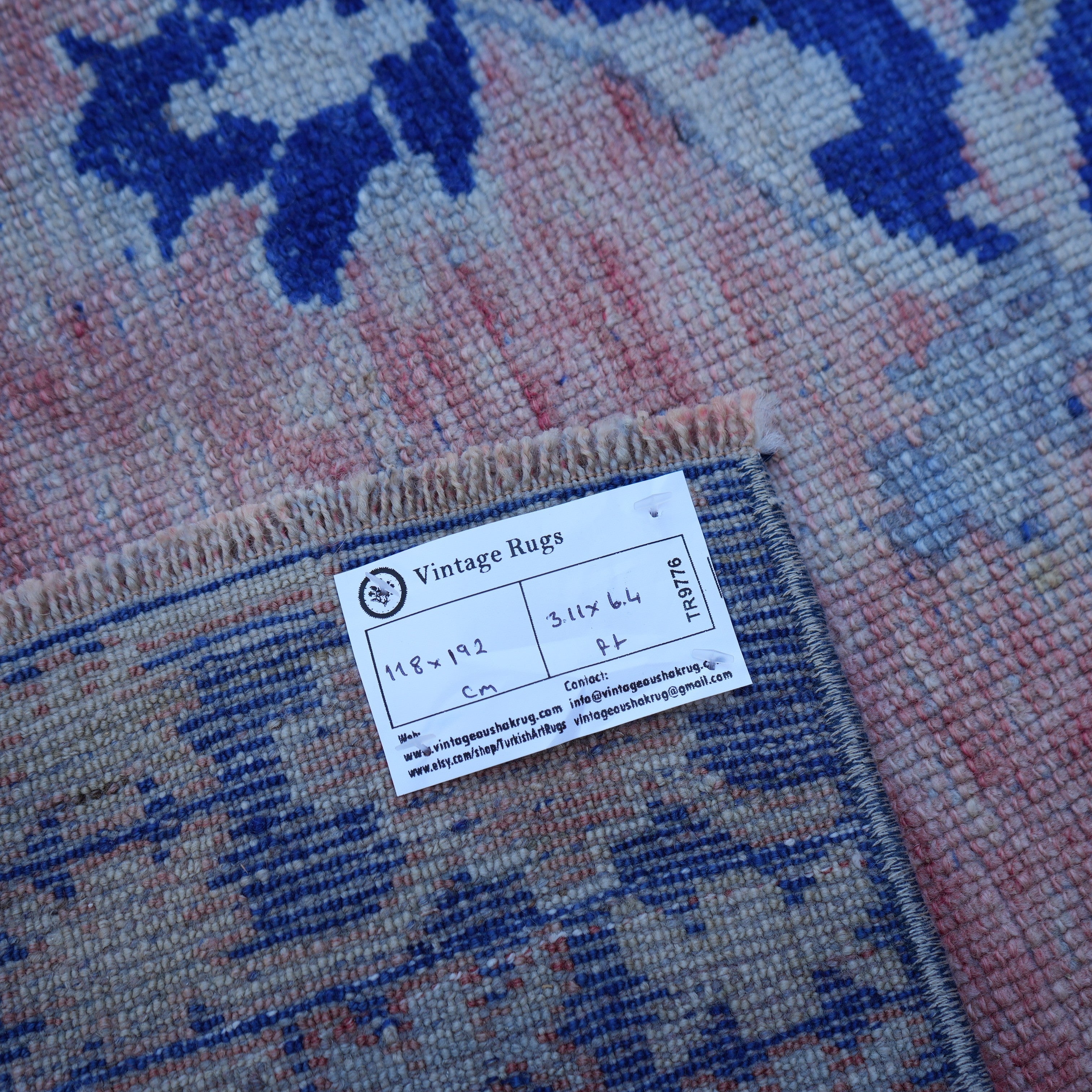 Aryn - Authentic Vintage Rug