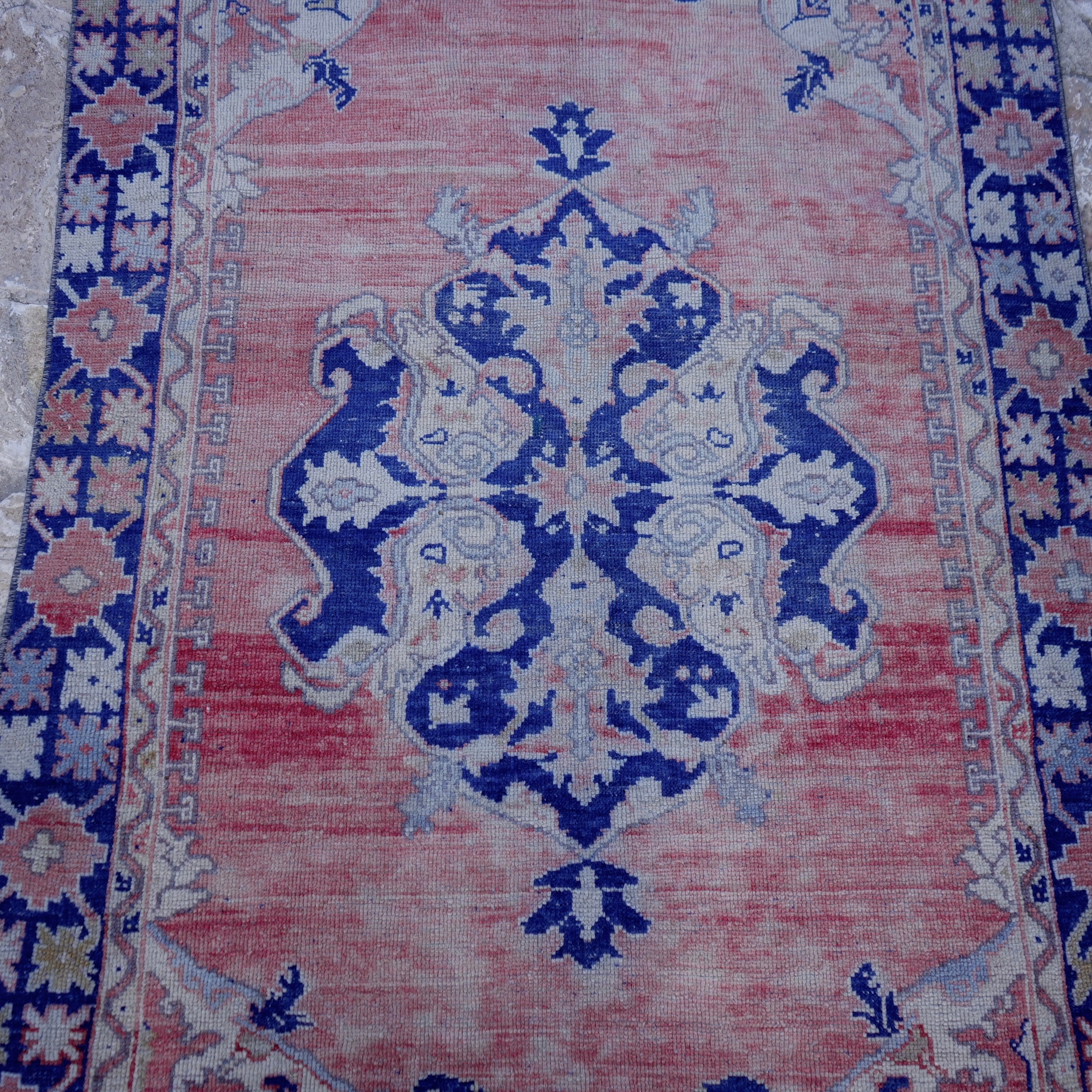 Aryn - Authentic Vintage Rug