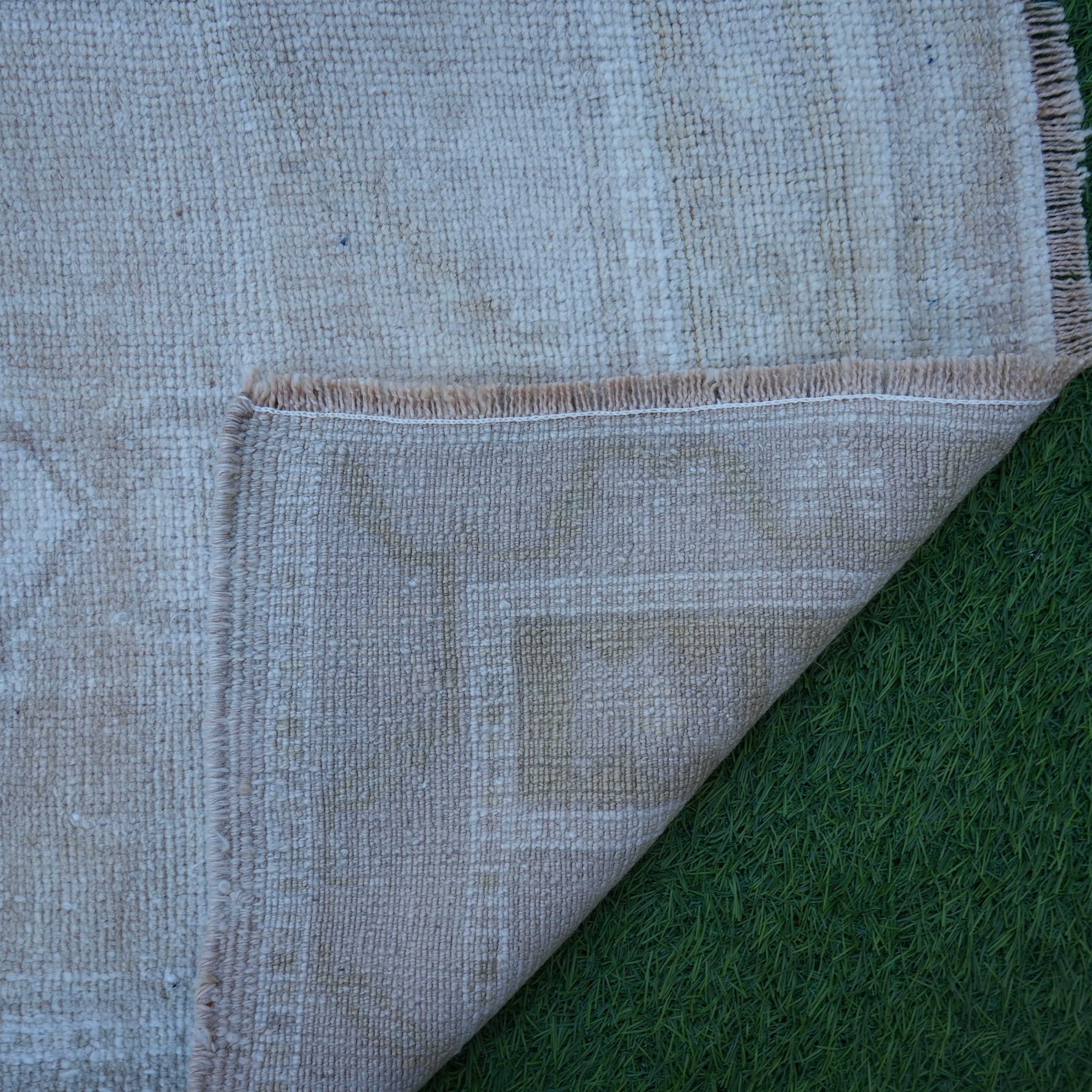 Babs - Authentic Vintage Rug