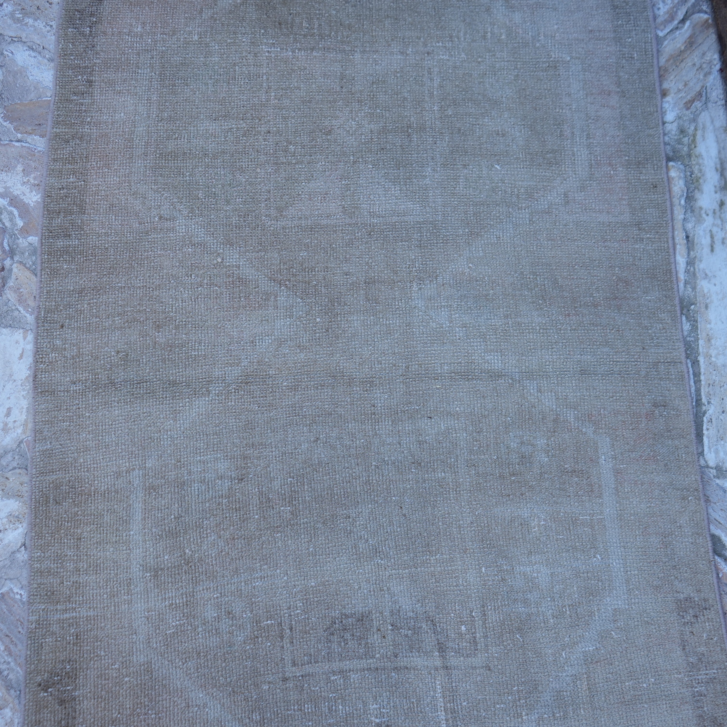Bird - Handmade Neutral Rug