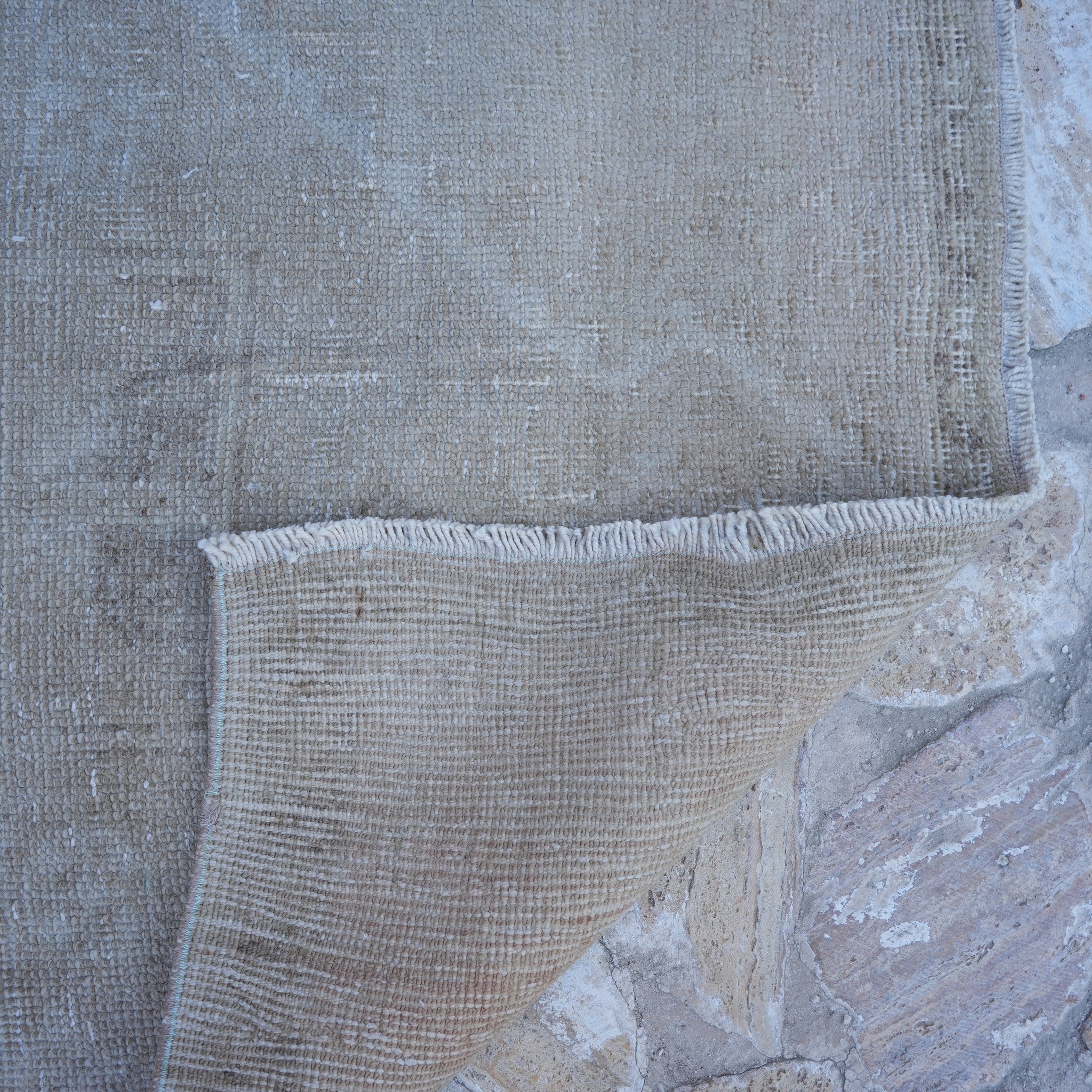 Bird - Handmade Neutral Rug