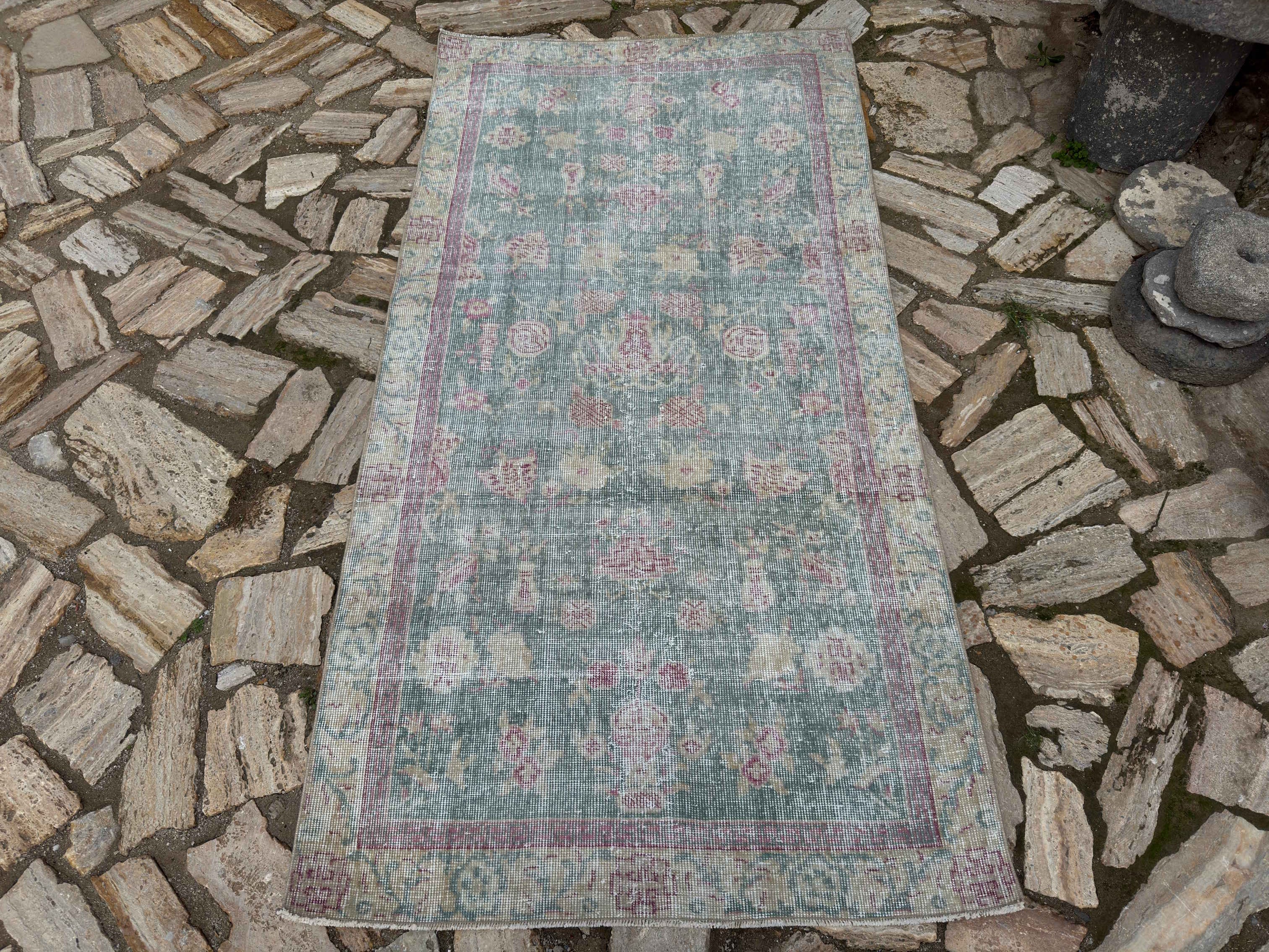 Cherish 3'5" x 6'6"