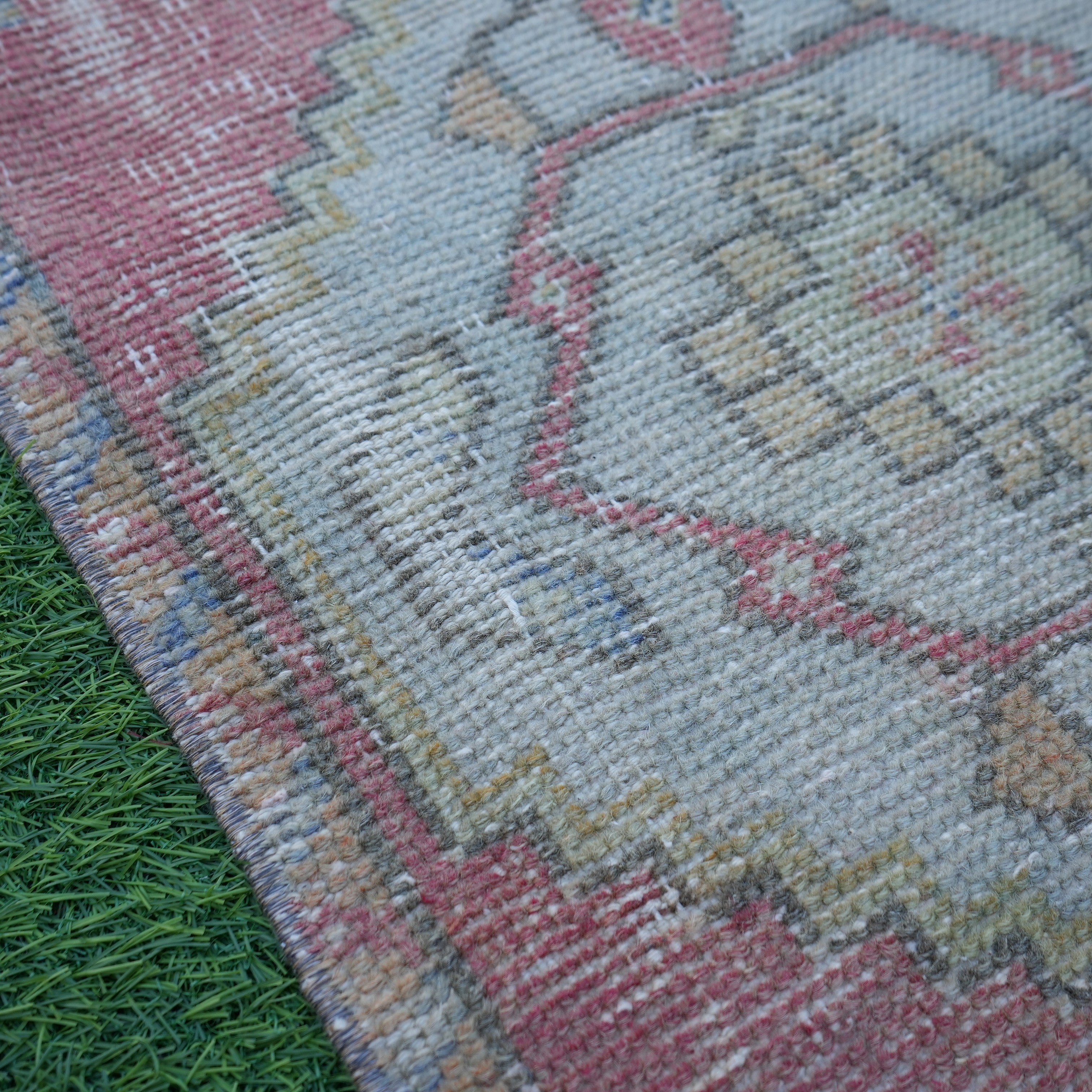 Clem - Mini Turkish Rug