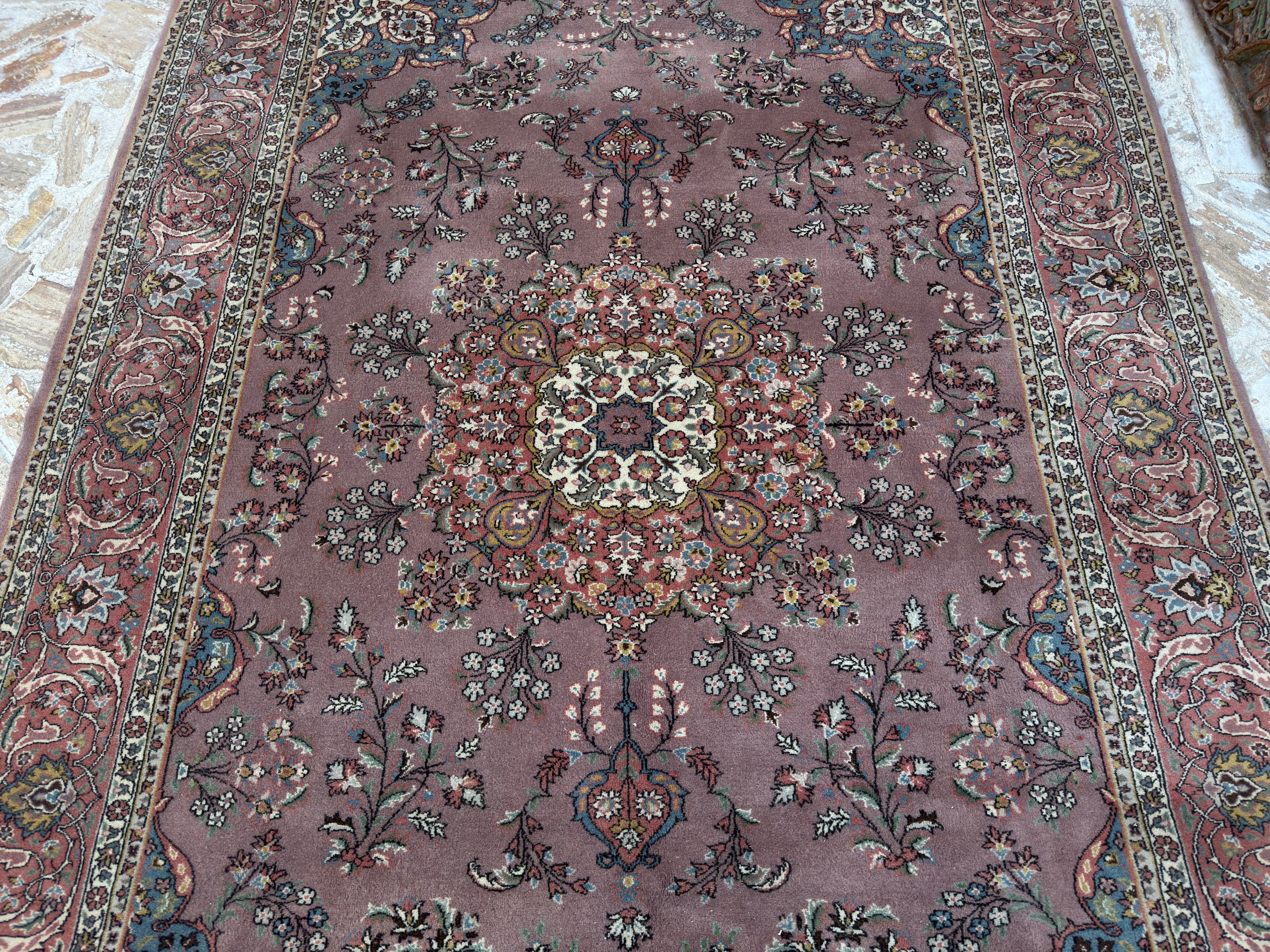 Cordi 7’ x 10’3”