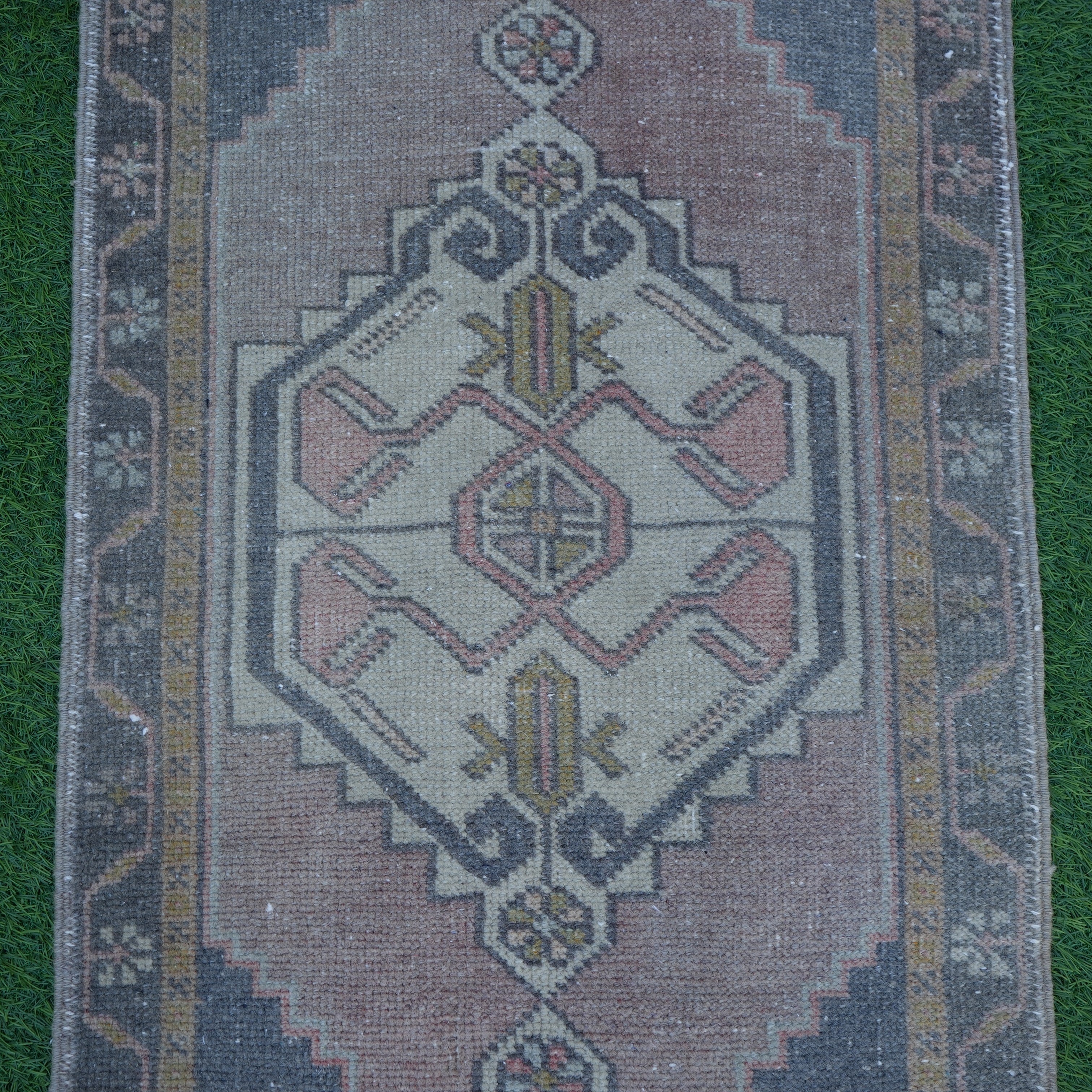 Dacy - Small Turkish Rug