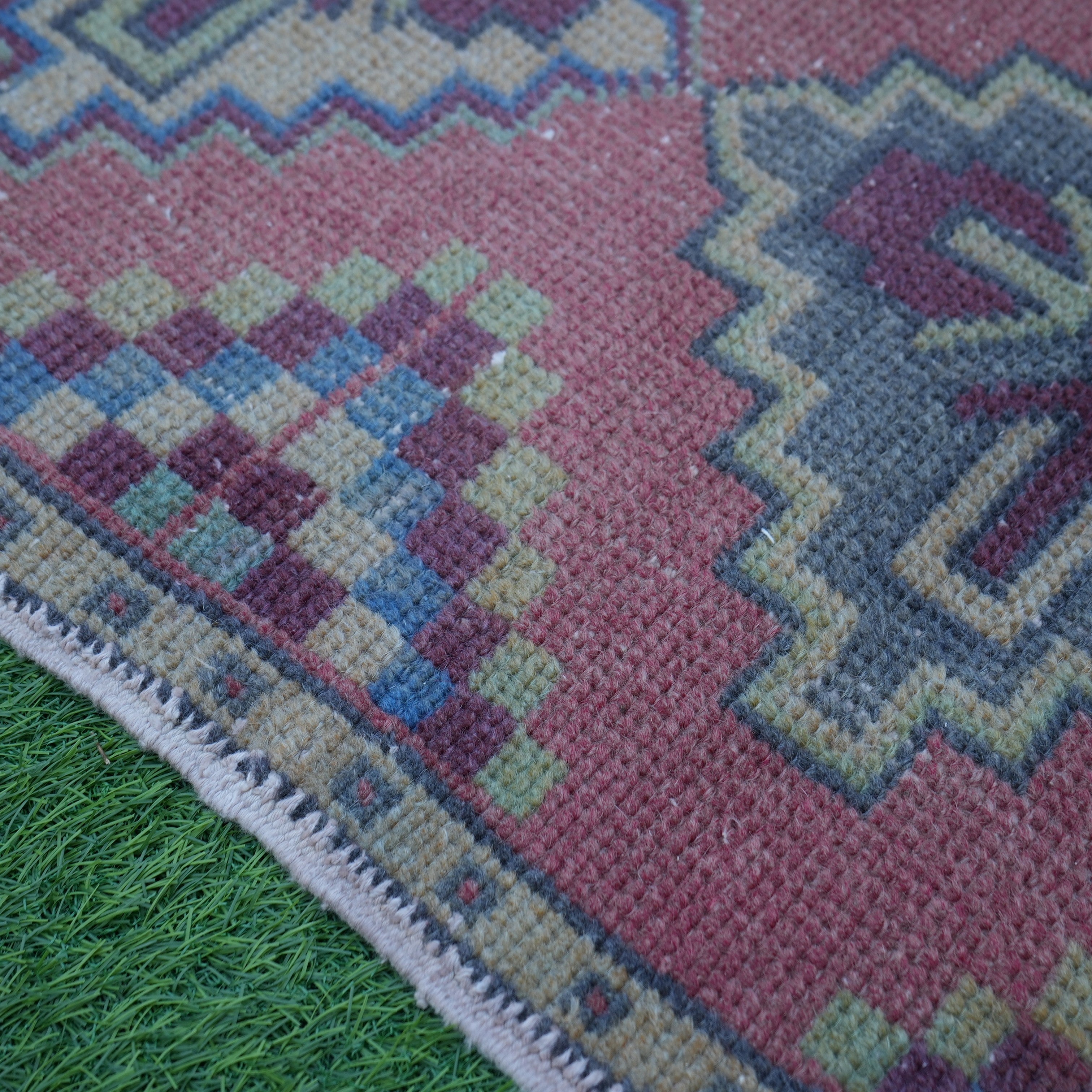 Darcie - Mini Turkish Rug