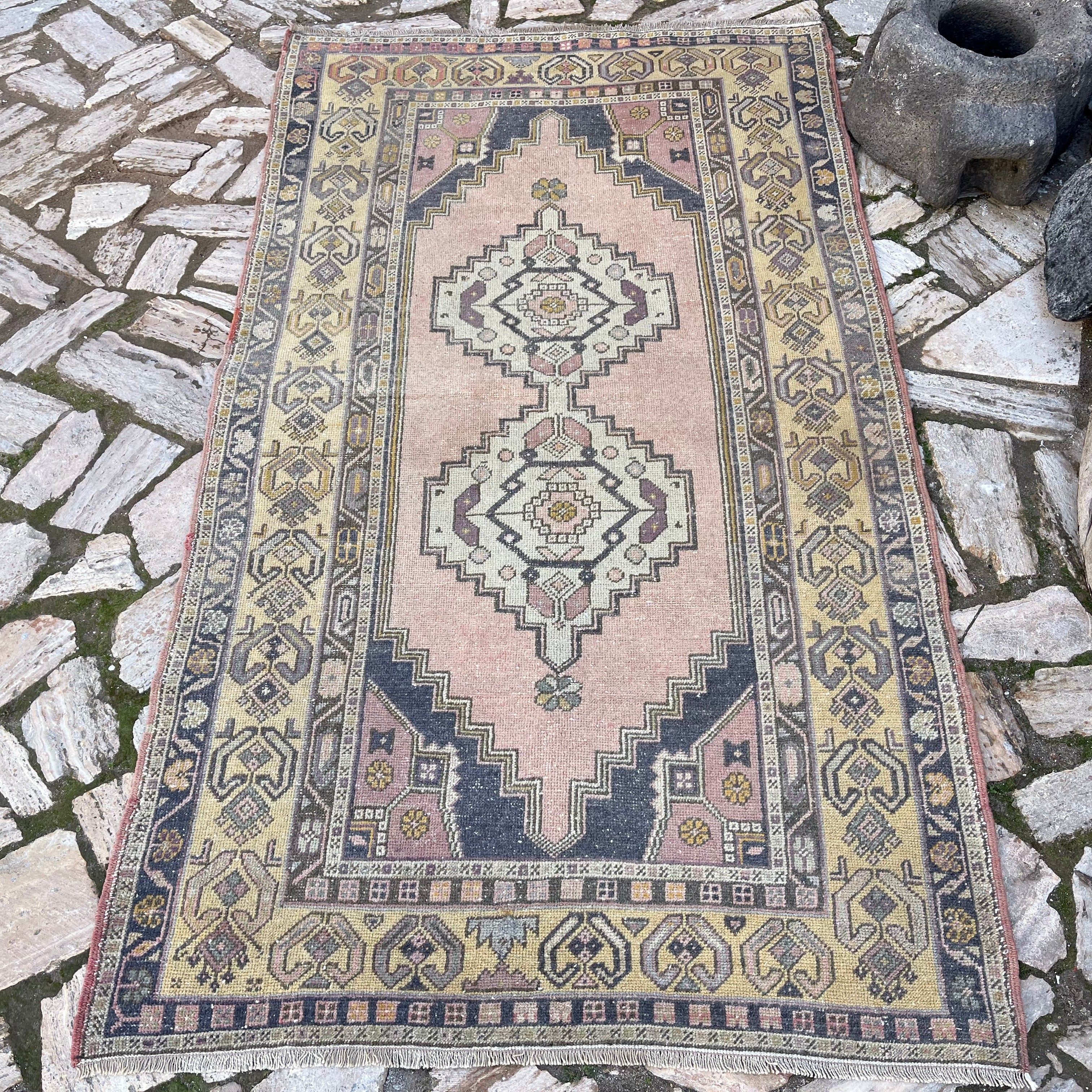 Dash 4'1'' x 7'2''