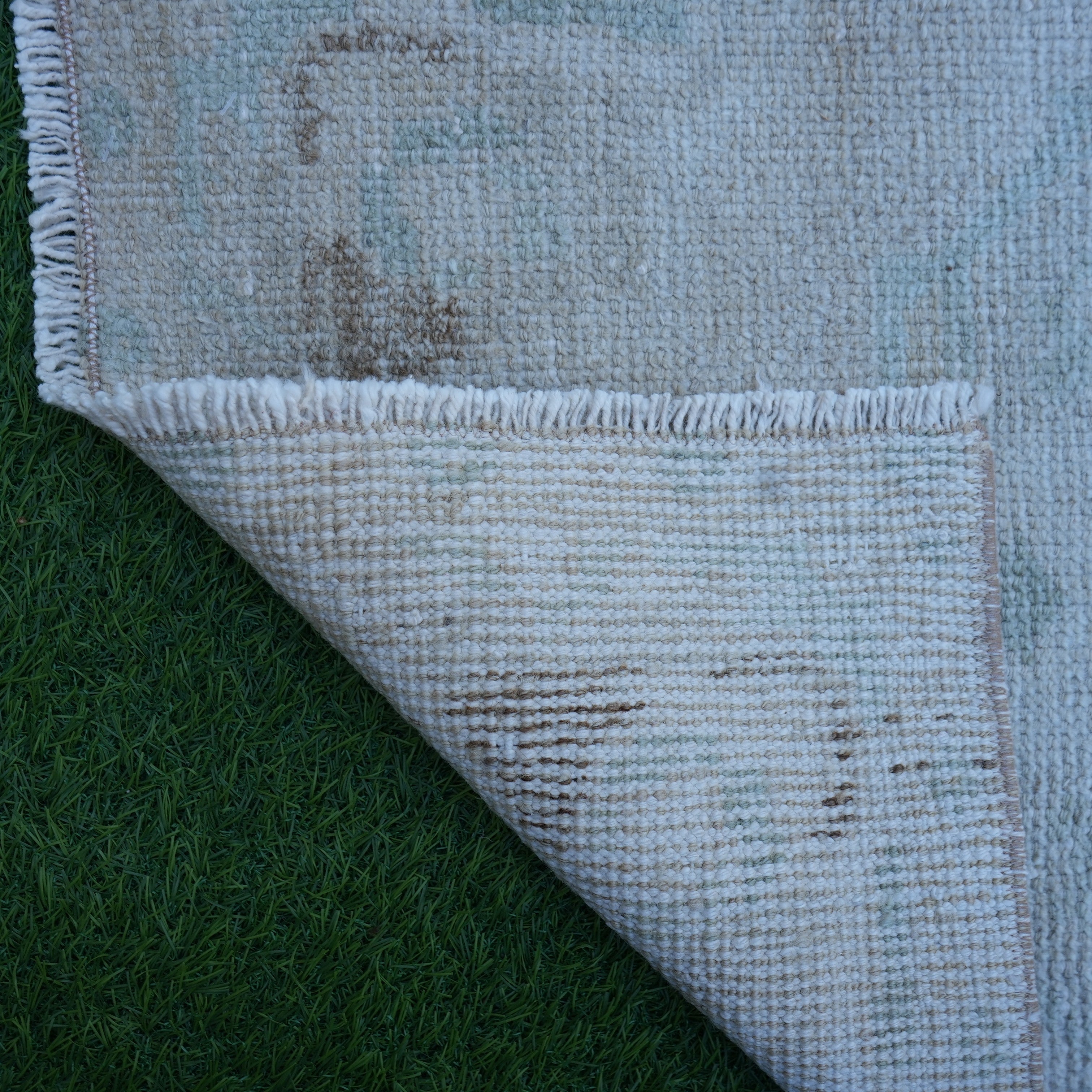 Daveta - Vintage Neutral Rug
