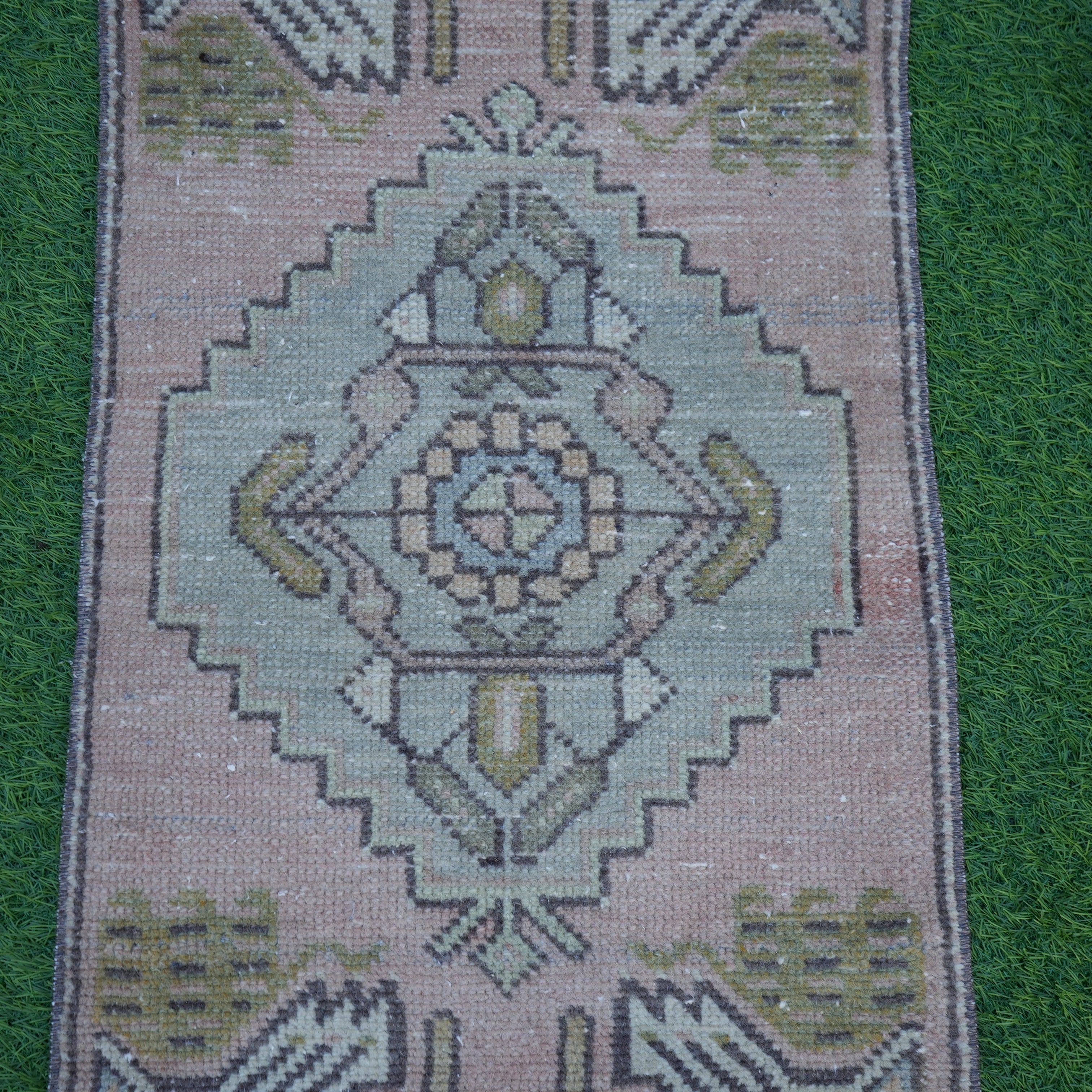 Dewi - Vintage Area Rug