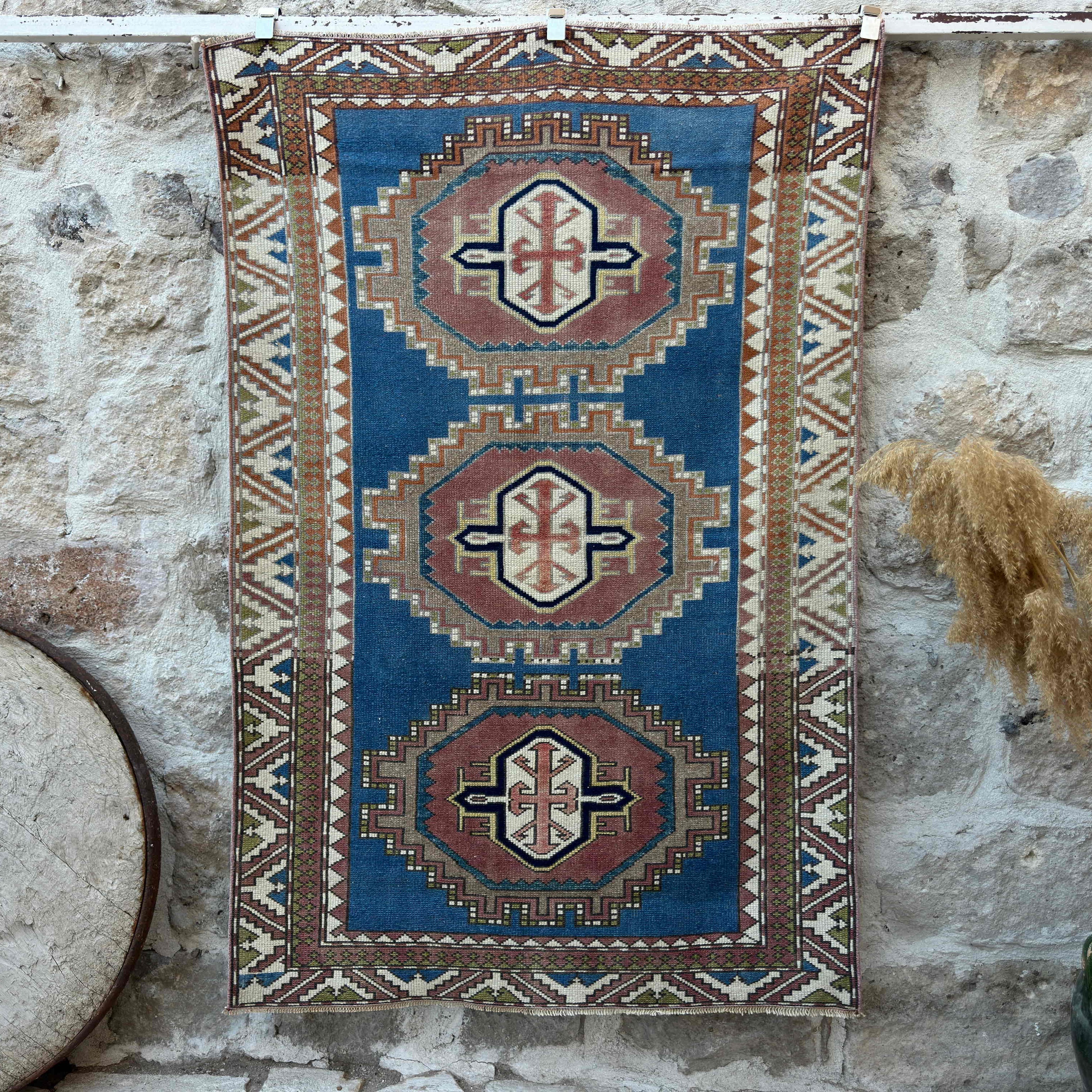 Blue 4' x 6' distressed turkish rug with medallion design, handmade in Turkey – Oakes.