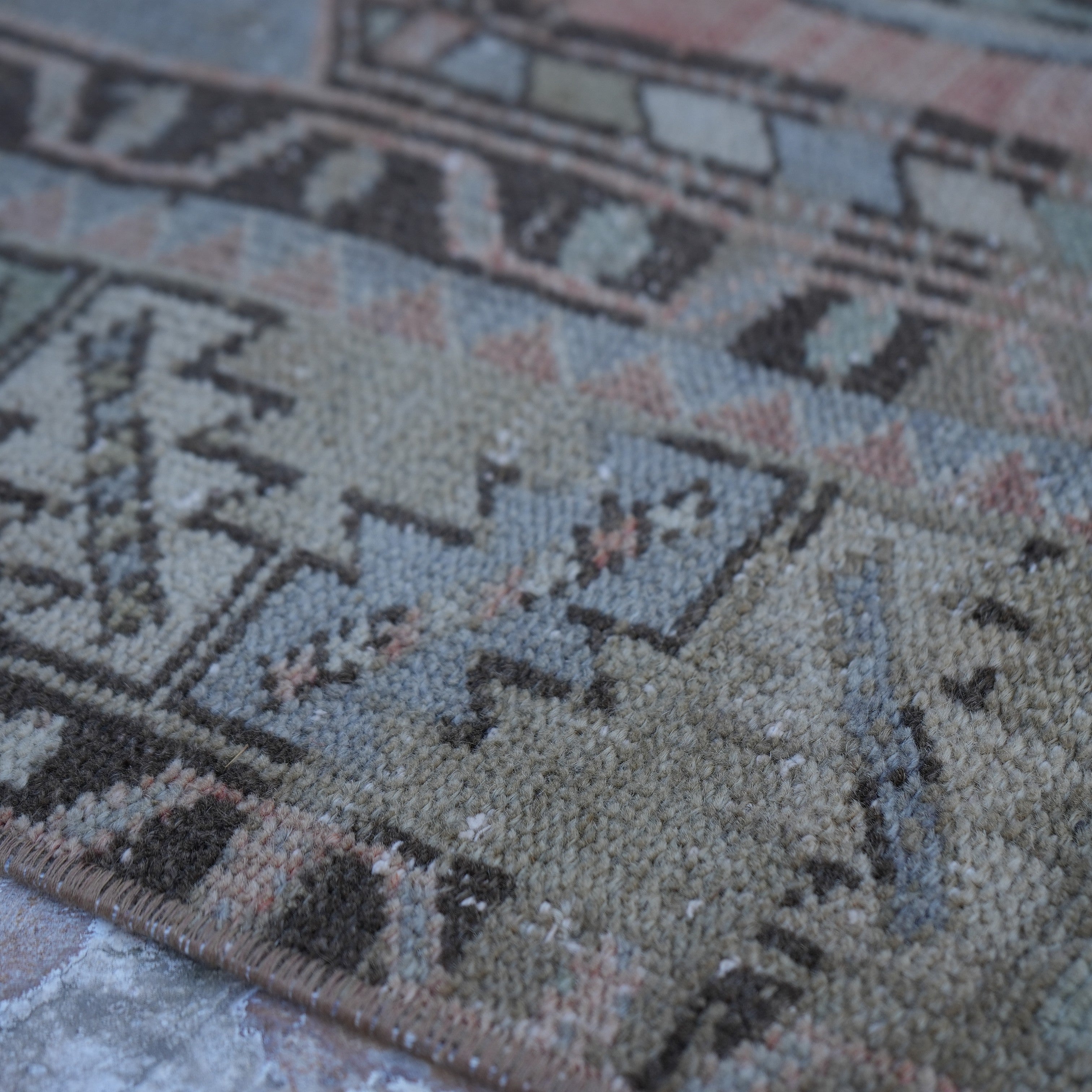Elly - Vintage Area Rug