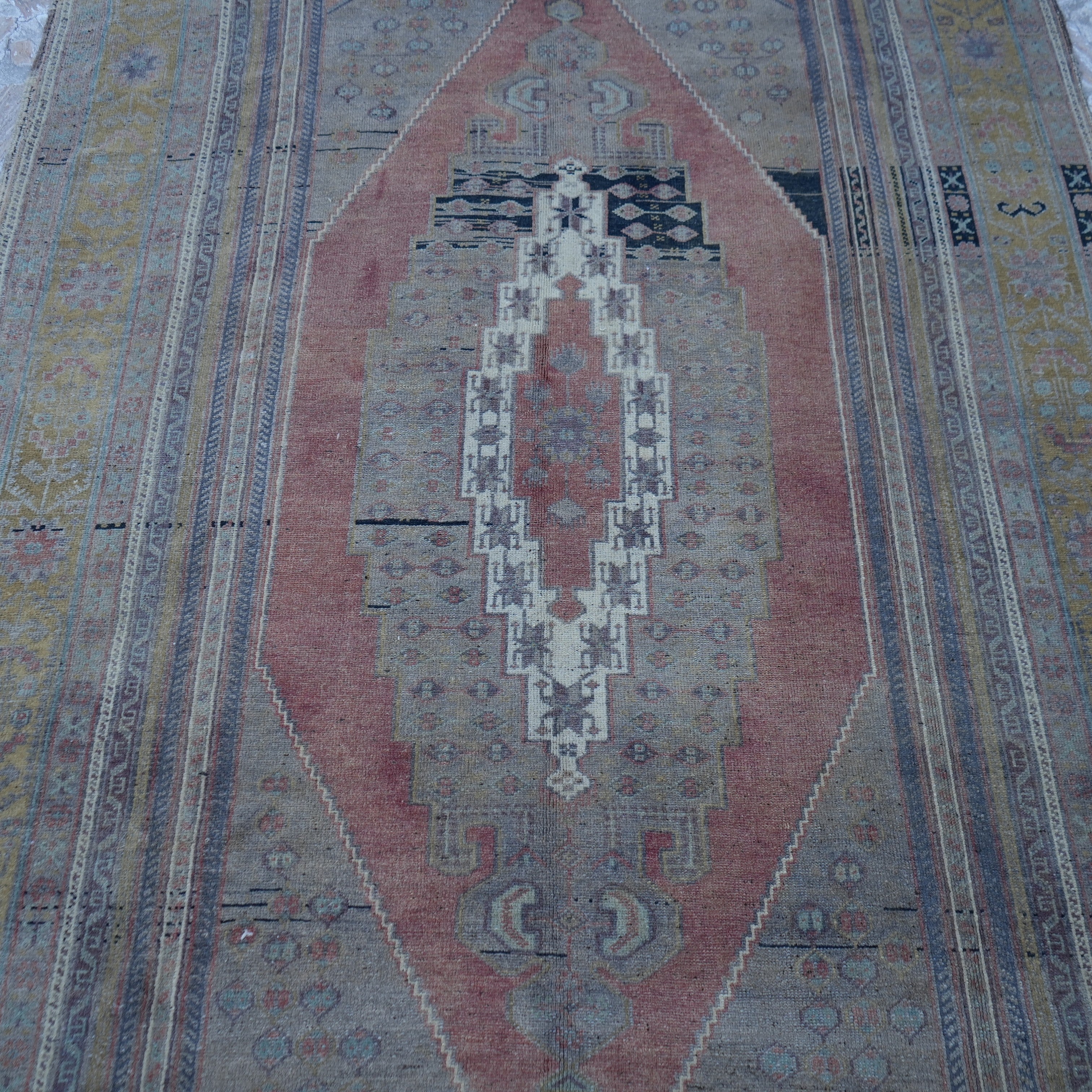 Erda - Large Wool Rug