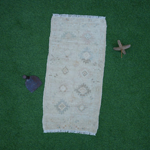 Erick - Vintage Distressed Rug
